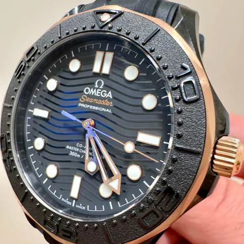 Omega Seamaster Diver 300M 210.62.44.20.01.001 43.5mm Ceramic Black 4