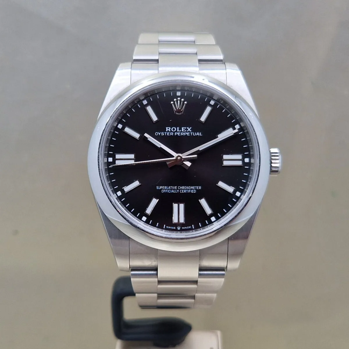 Rolex Oyster Perpetual 41 124300 41mm ACCIAIO NERO