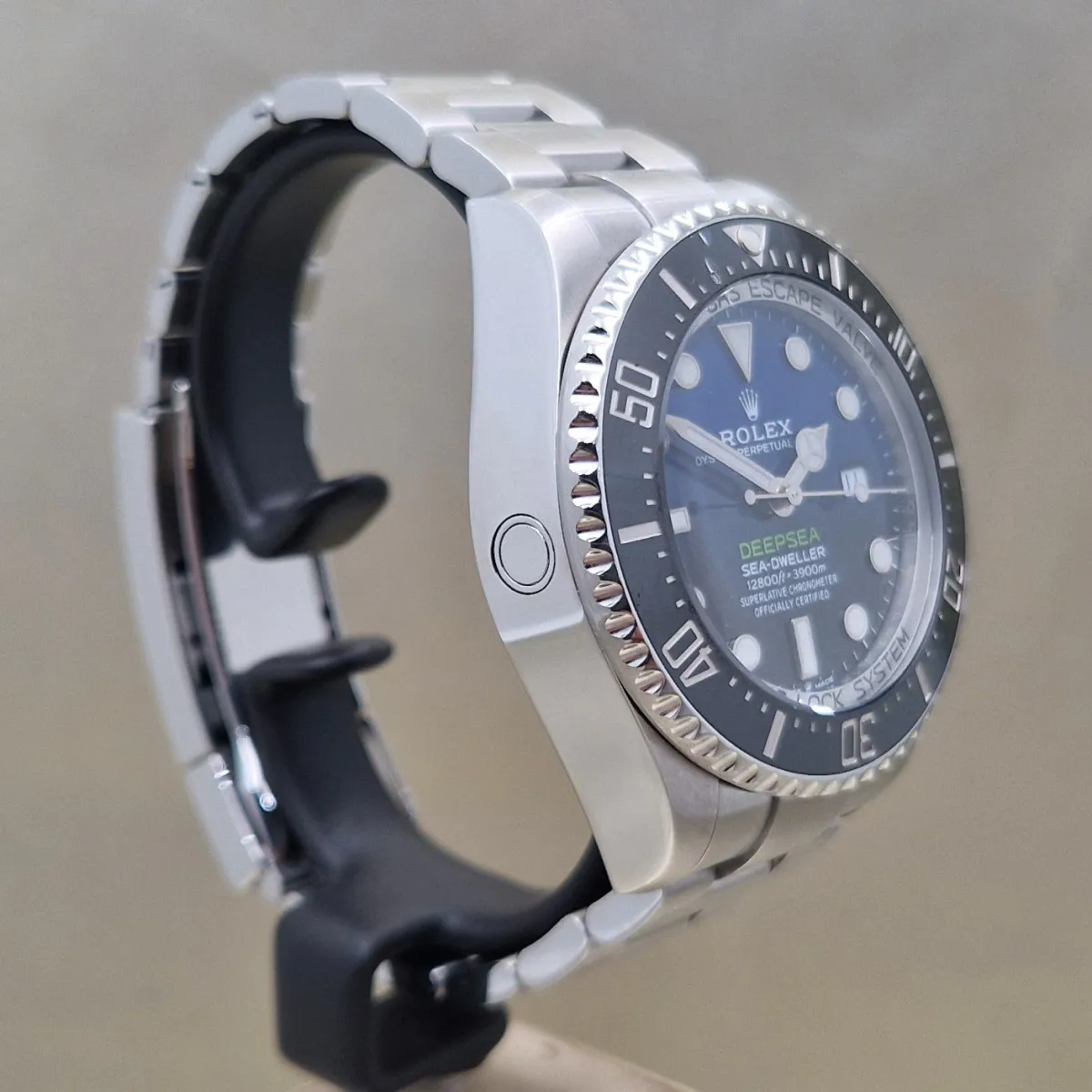 Rolex Sea-Dweller Deepsea 126660 43mm ACCIAIO 2