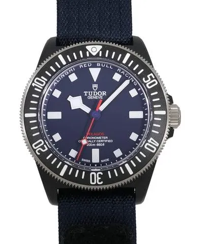 Tudor Pelagos M25707KN-0001 42mm Carbon fiber Blue