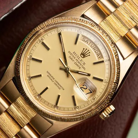 Rolex Day-Date 36 1803 36mm Yellow gold Champagne