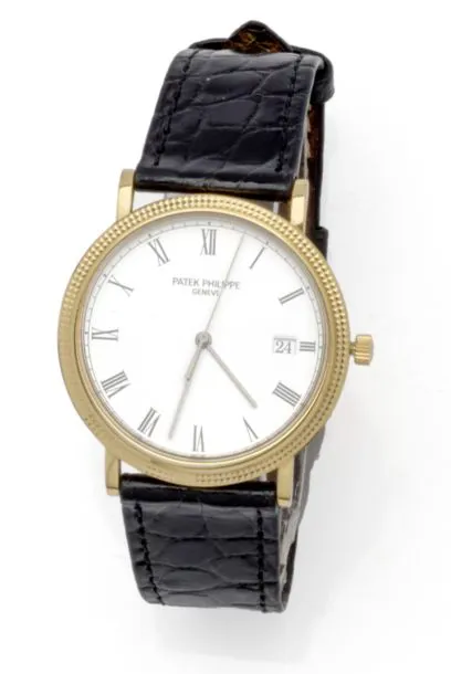 Patek Philippe Calatrava 3944 32.5mm Yellow gold White