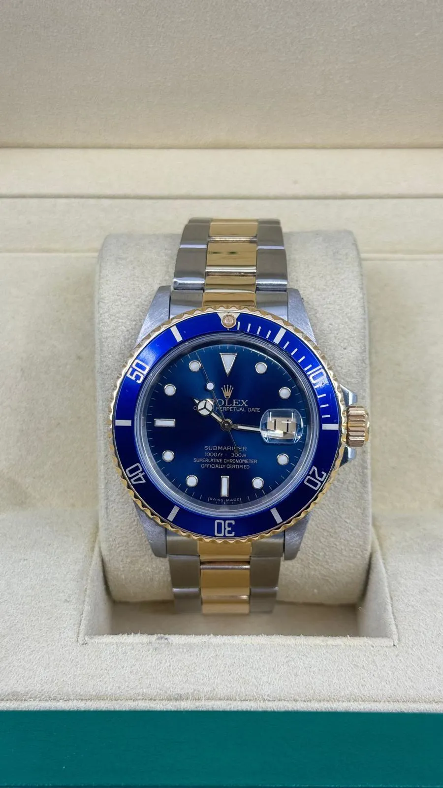 Rolex Submariner 16803 40mm Yellow gold and Stainless steel