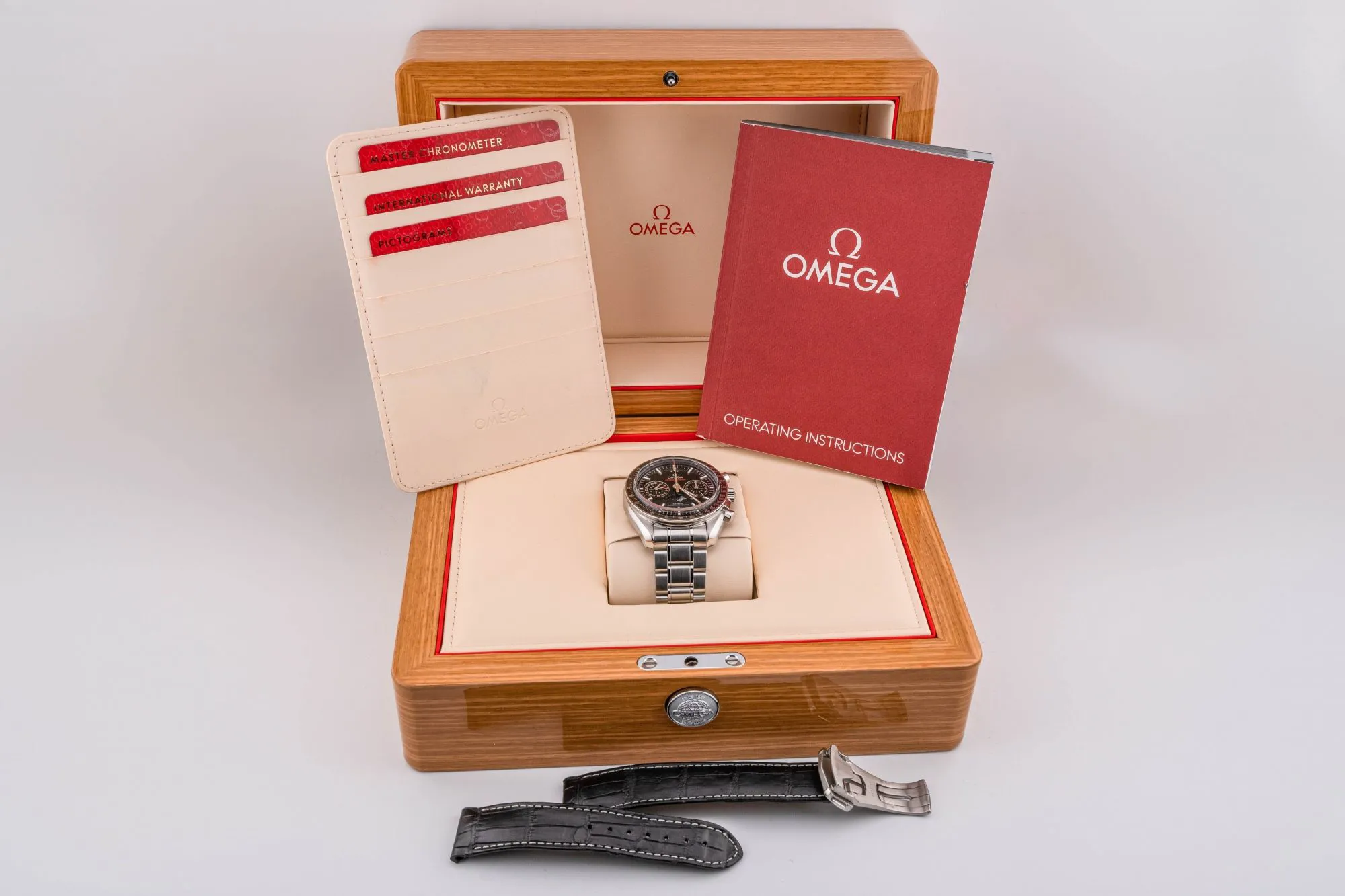 Omega Speedmaster 304.30.44.52.01.001 44mm Stainless steel Black 7