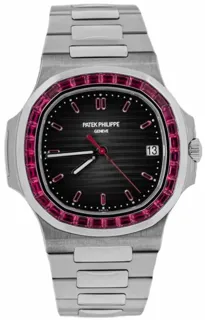 Patek Philippe Nautilus 5711/112P-001 Platinum Gray