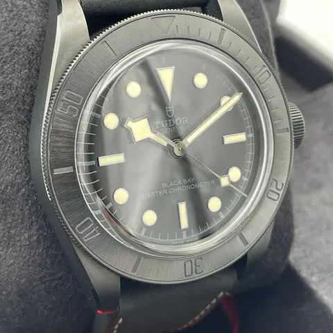 Tudor Black Bay 79210CNU 41mm Ceramic Black 2