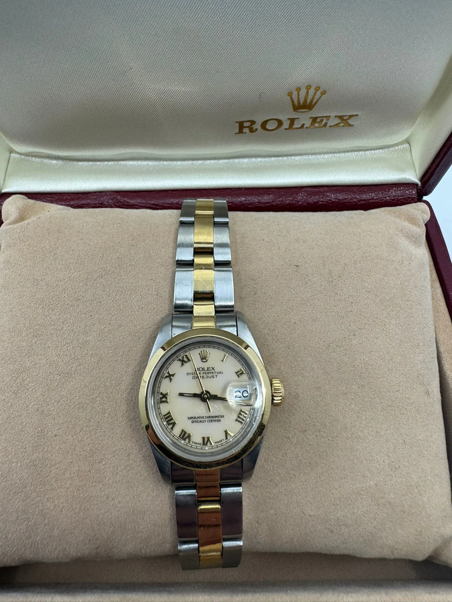 Rolex Lady-Datejust 69163 26mm Yellow gold and stainless steel White