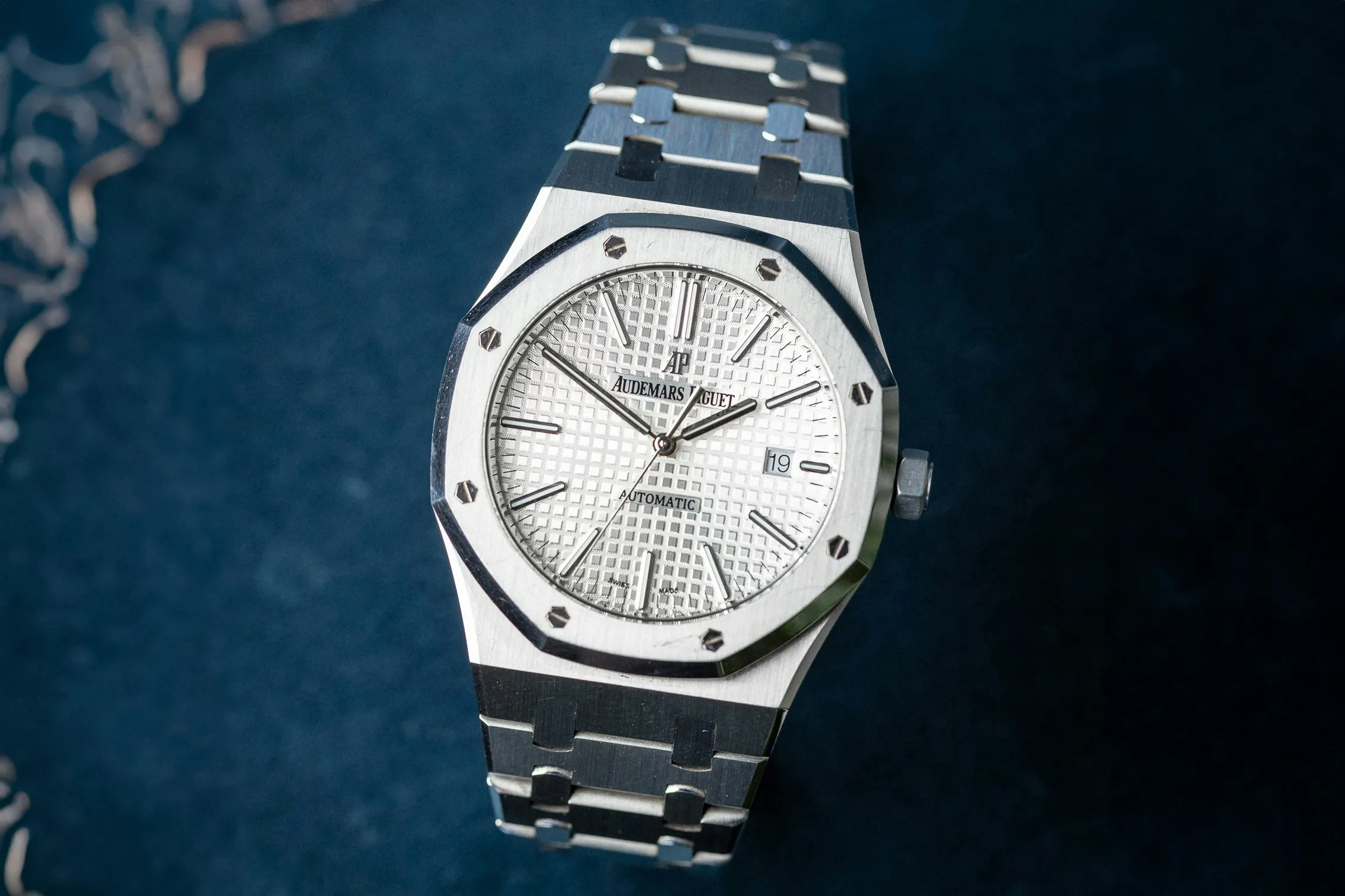 Audemars Piguet Royal Oak 15400ST.OO.1220ST.02 41mm Stainless steel Silver 16