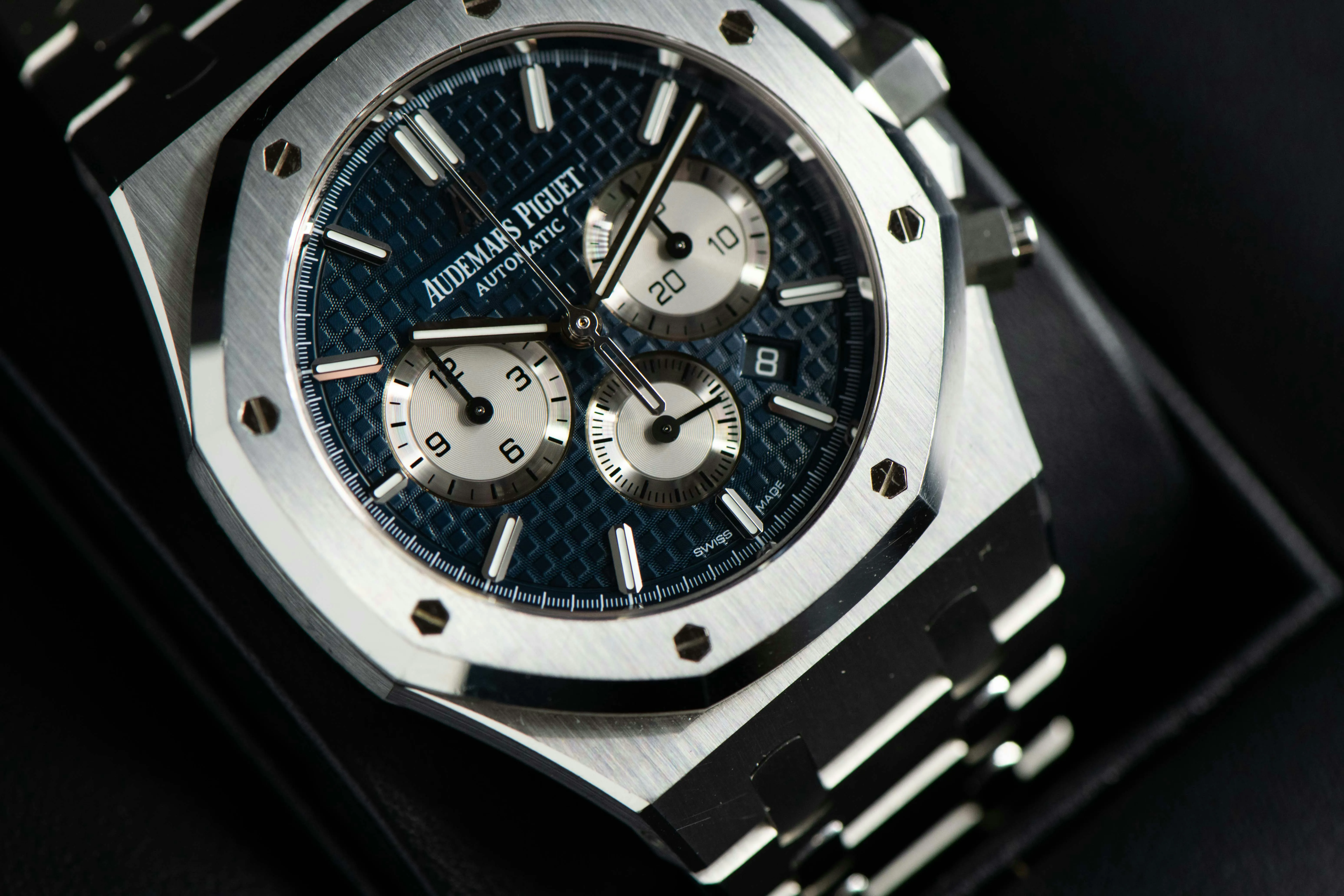 Audemars Piguet Royal Oak 26331ST.OO.1220ST.01 41mm Stainless steel Blue 5