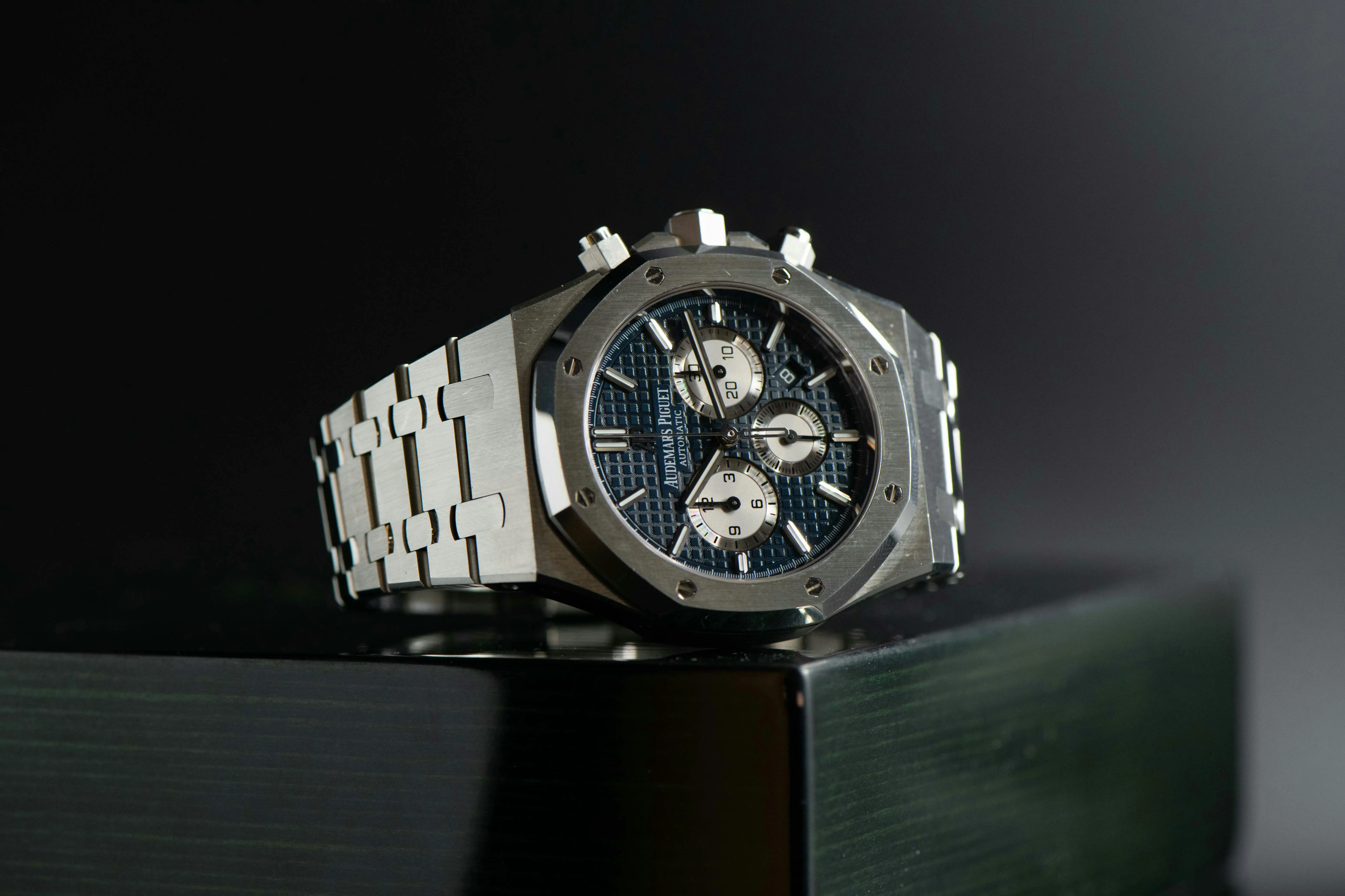 Audemars Piguet Royal Oak 26331ST.OO.1220ST.01 41mm Stainless steel Blue 9