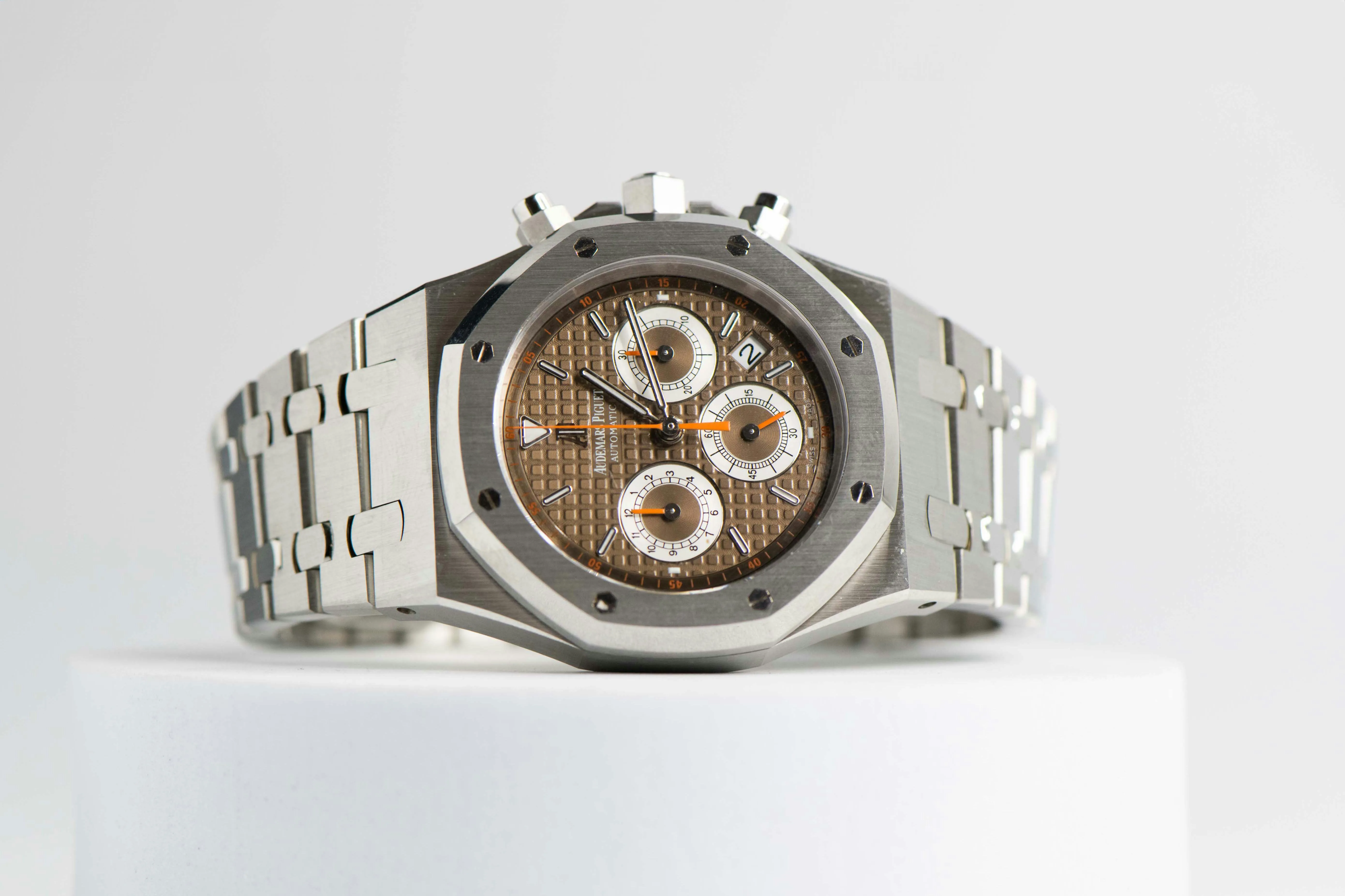 Audemars Piguet Royal Oak Chronograph 26300ST.00110ST.08 39mm Stainless steel Brown