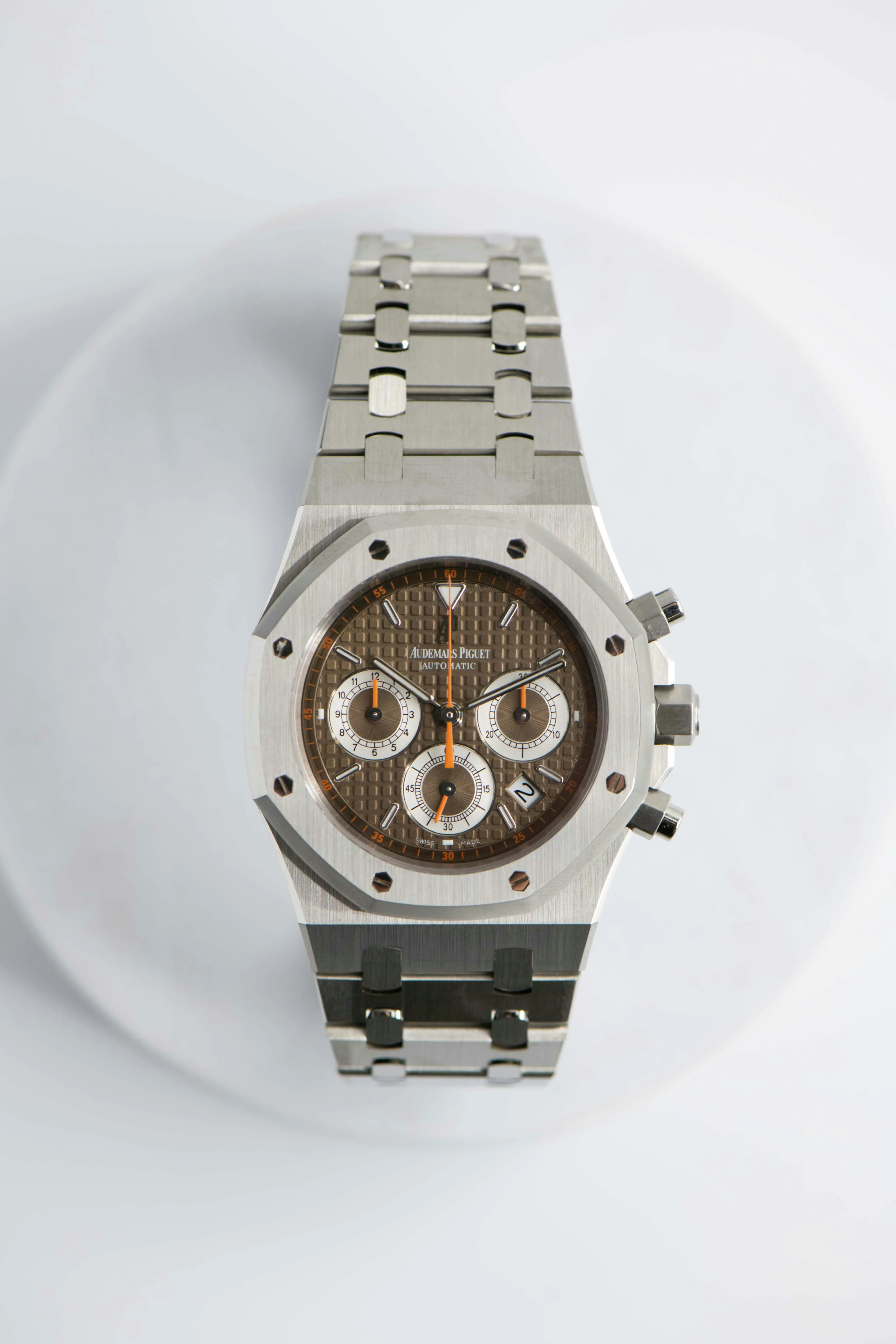 Audemars Piguet Royal Oak Chronograph 26300ST.00110ST.08 39mm Stainless steel Brown 4