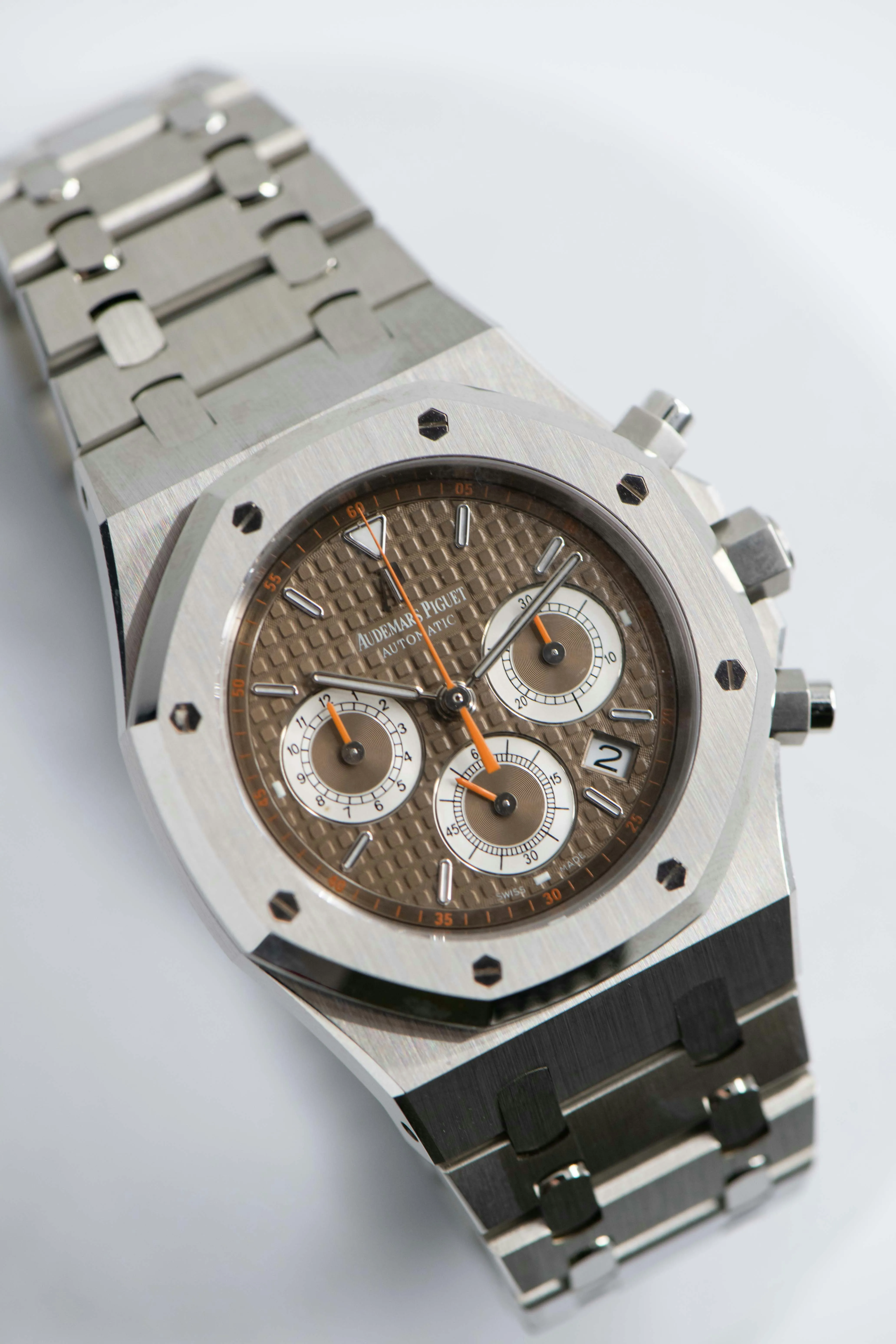 Audemars Piguet Royal Oak Chronograph 26300ST.00110ST.08 39mm Stainless steel Brown 5