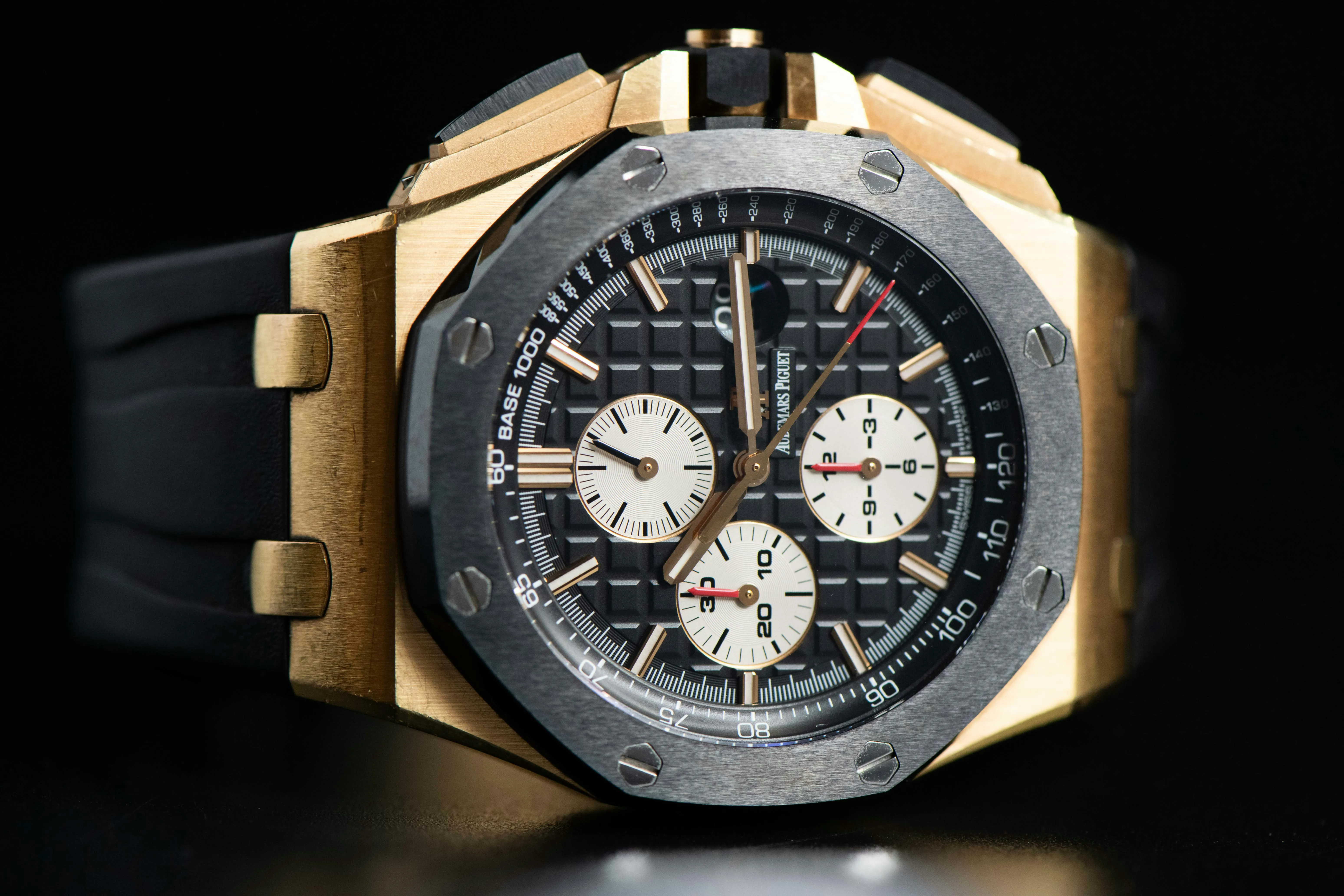 Audemars Piguet Royal Oak Offshore 26400RO.OO.A002CA.01 44mm Ceramic and Rose gold Black 2