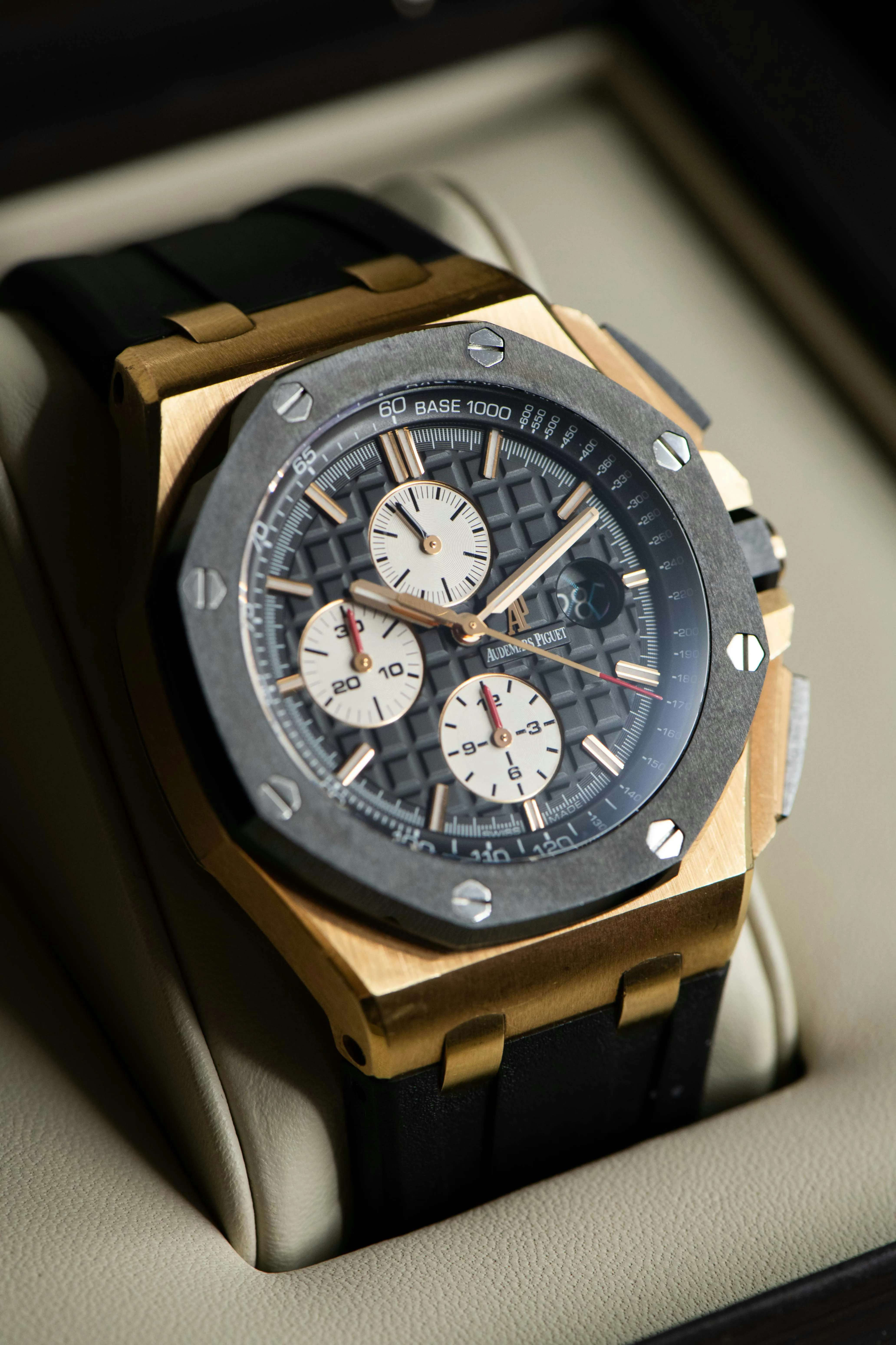 Audemars Piguet Royal Oak Offshore 26400RO.OO.A002CA.01 44mm Ceramic and Rose gold Black 14