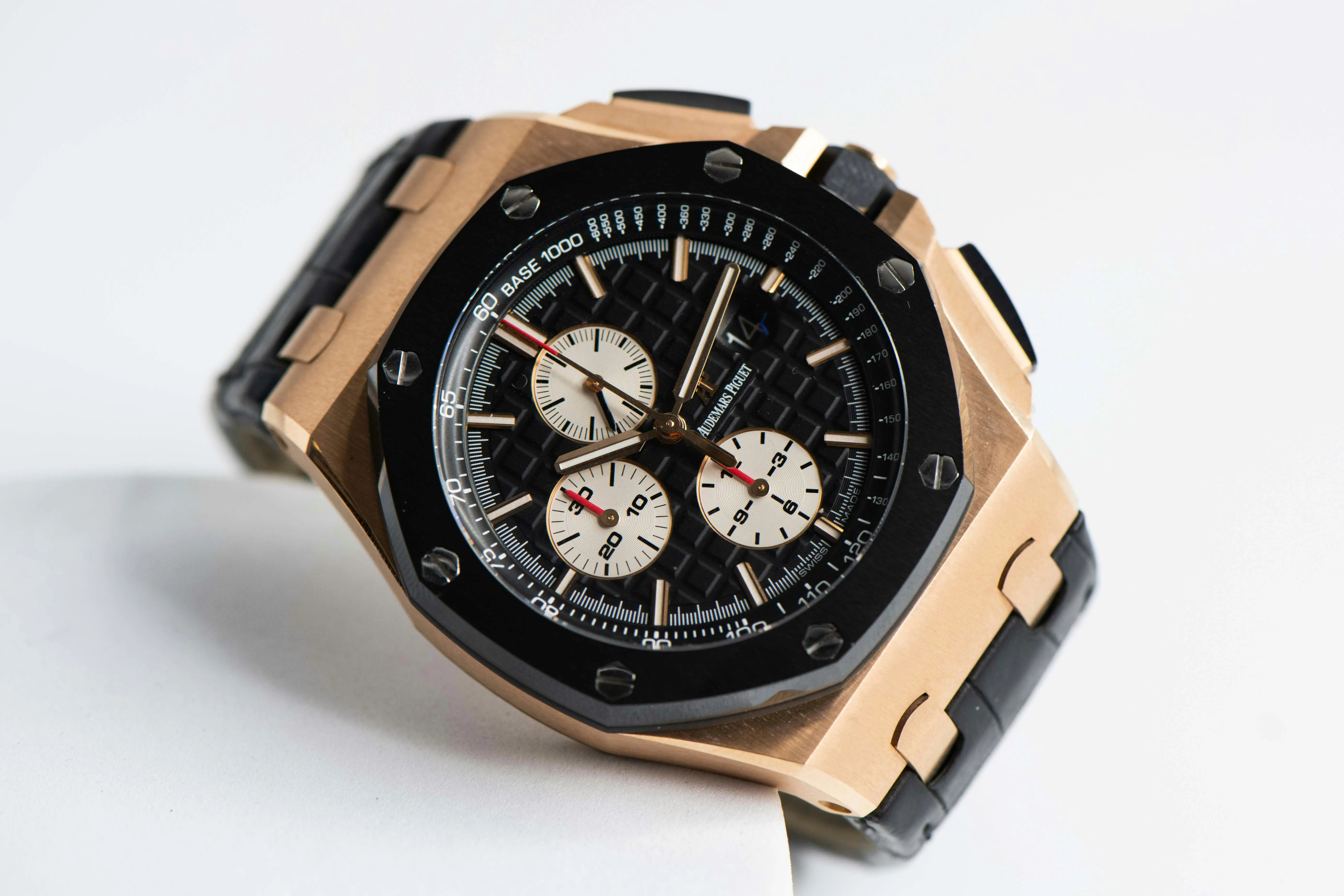 Audemars Piguet Royal Oak Offshore 26400RO.OO.A002CA.01 44mm Rose gold Black 1