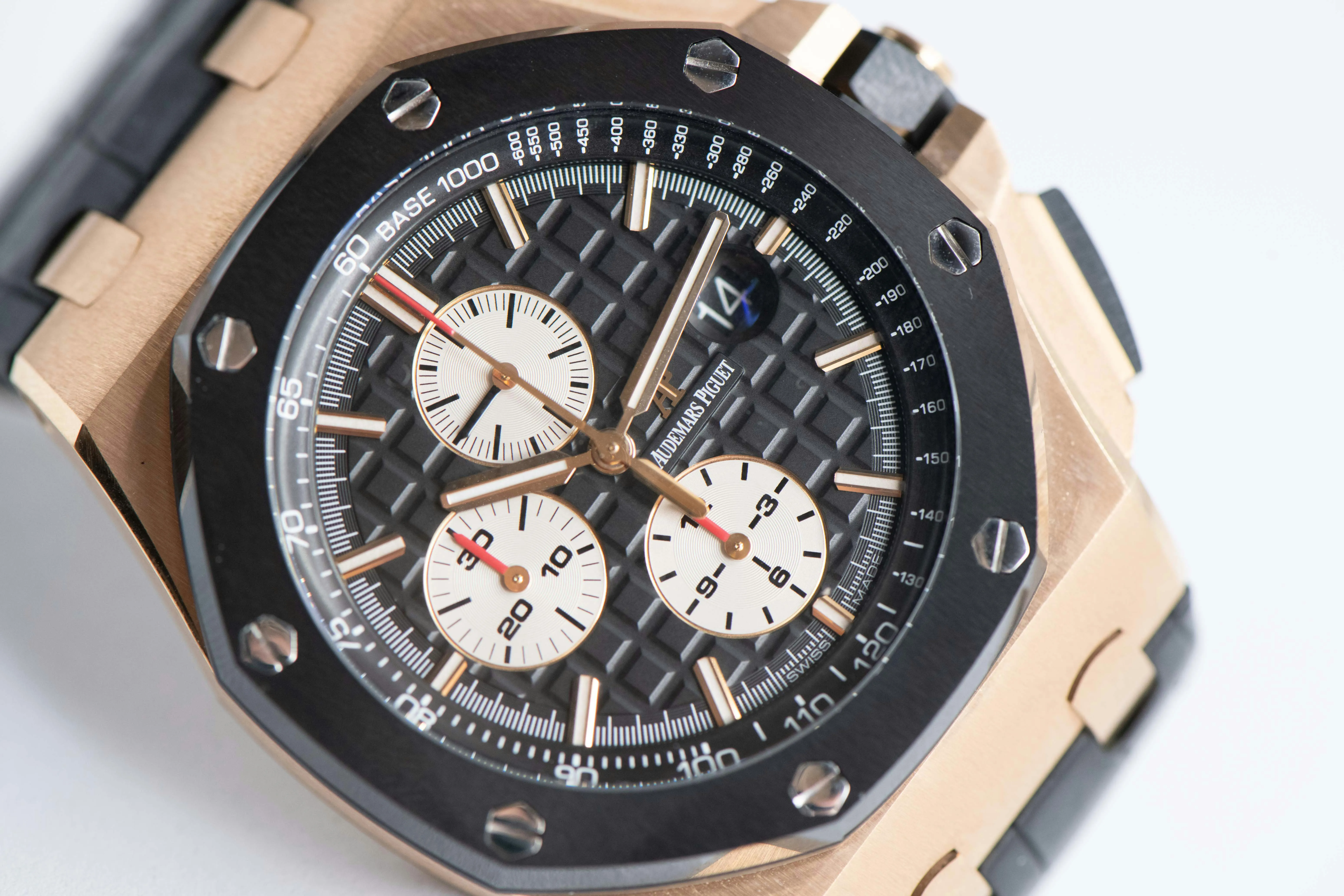 Audemars Piguet Royal Oak Offshore 26400RO.OO.A002CA.01 44mm Rose gold Black 2