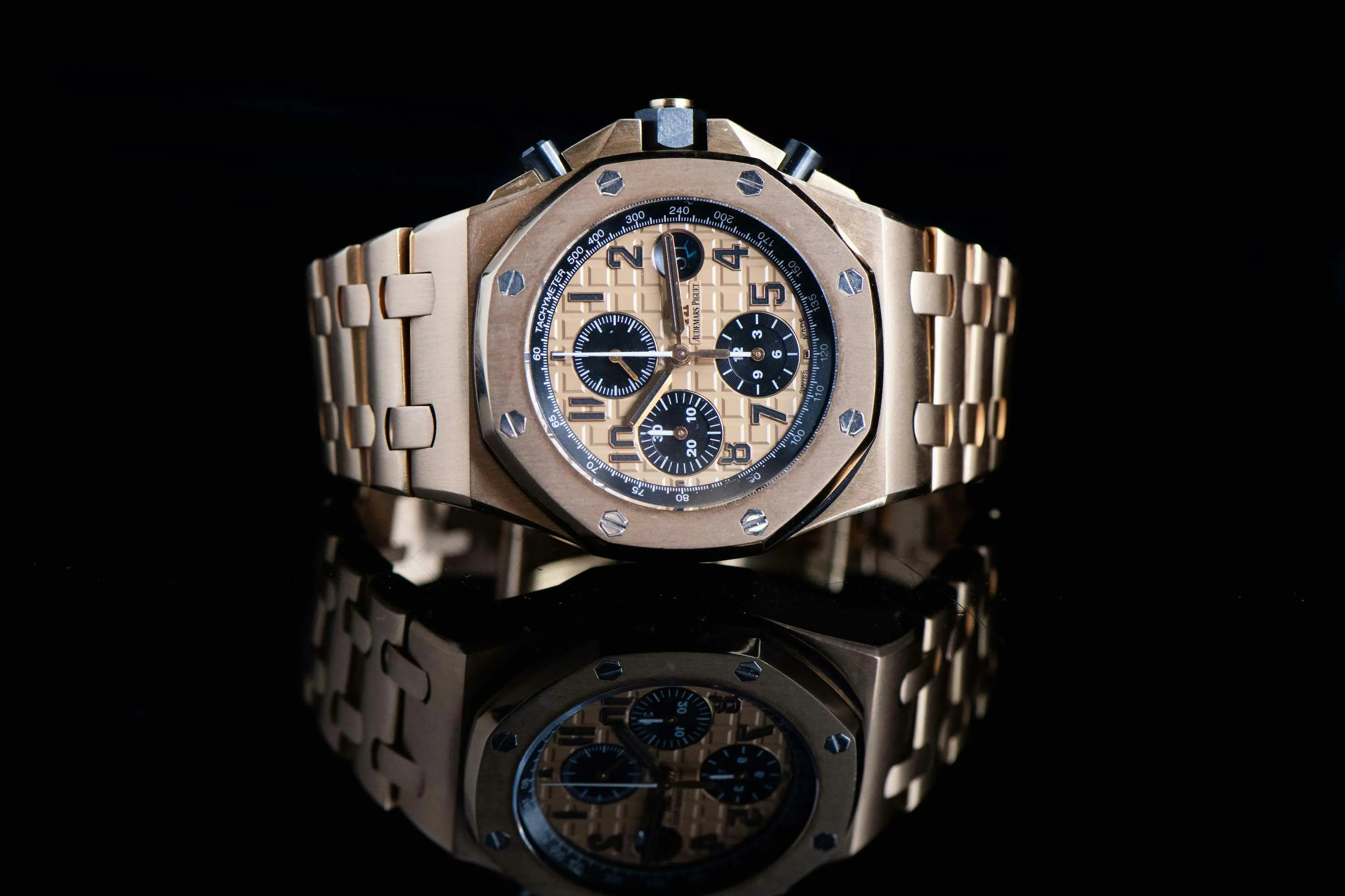 Audemars Piguet Royal Oak Offshore 26470OR.OO.1000OR.01 42mm Rose gold Golden