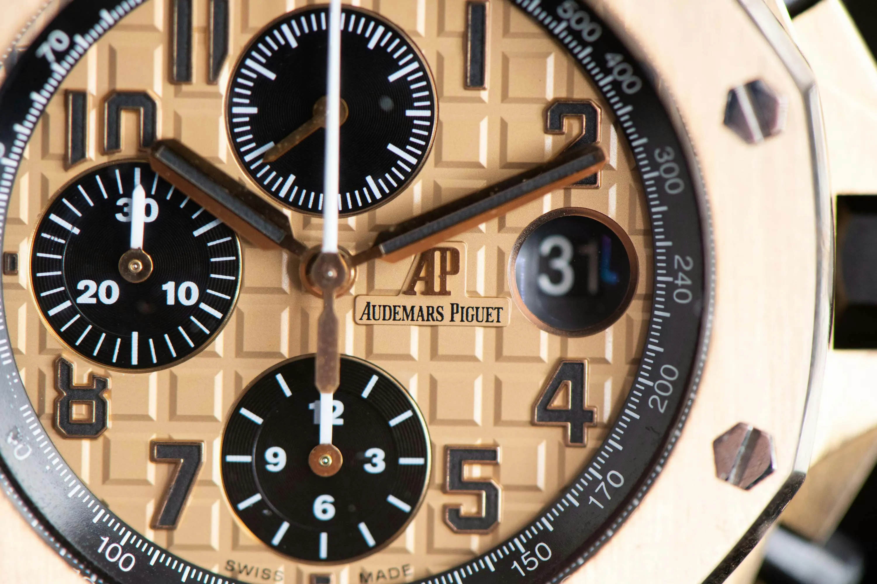 Audemars Piguet Royal Oak Offshore 26470OR.OO.1000OR.01 42mm Rose gold Golden 4