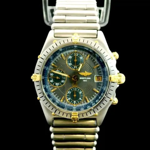 Breitling Chronomat B13047 39mm Yellow gold and stainless steel Silver