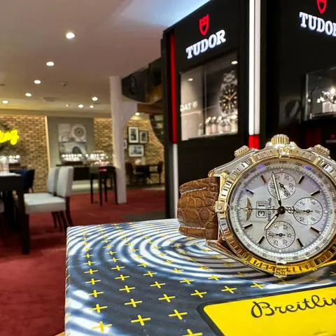 Breitling Crosswind Special 44mm Yellow gold Mother-of-pearl 11