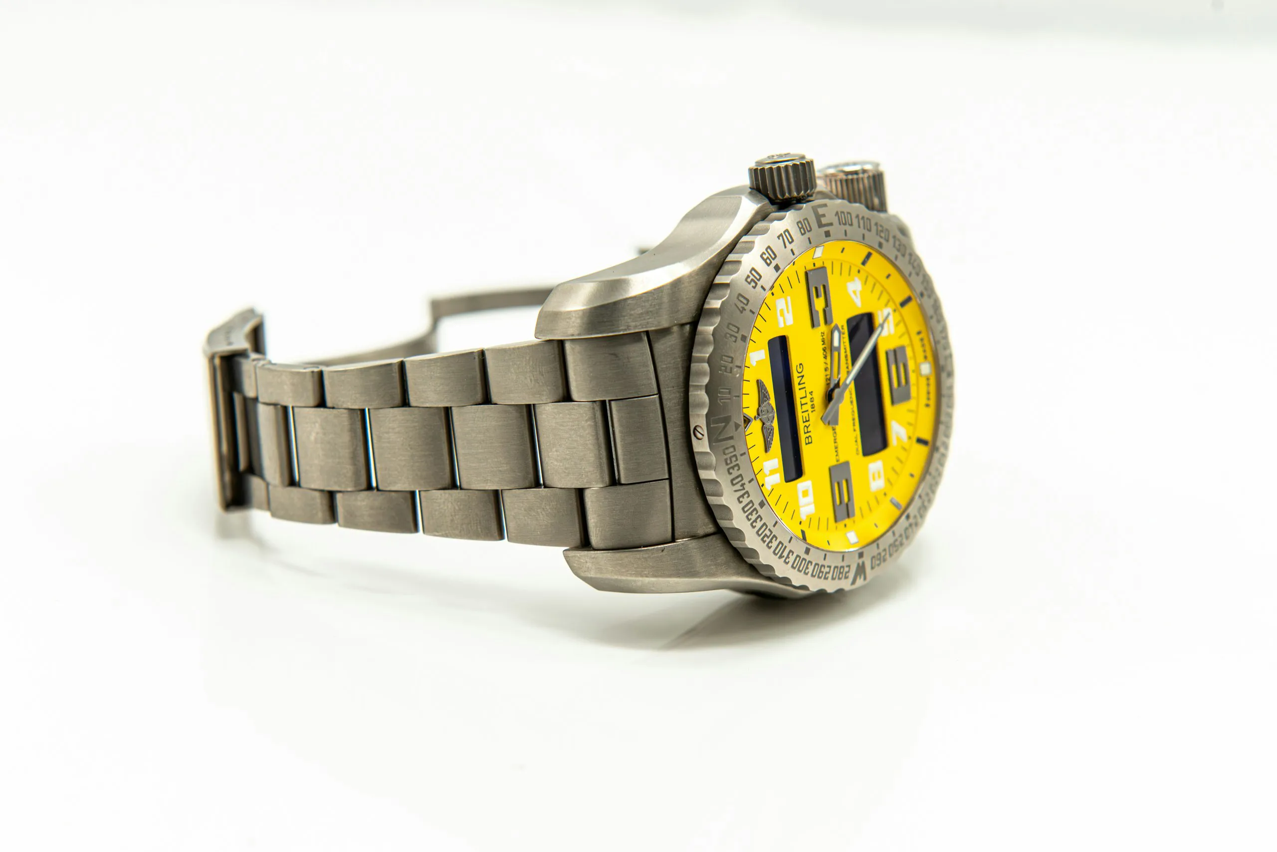 Breitling Emergency E76325 51mm Titanium Yellow 6