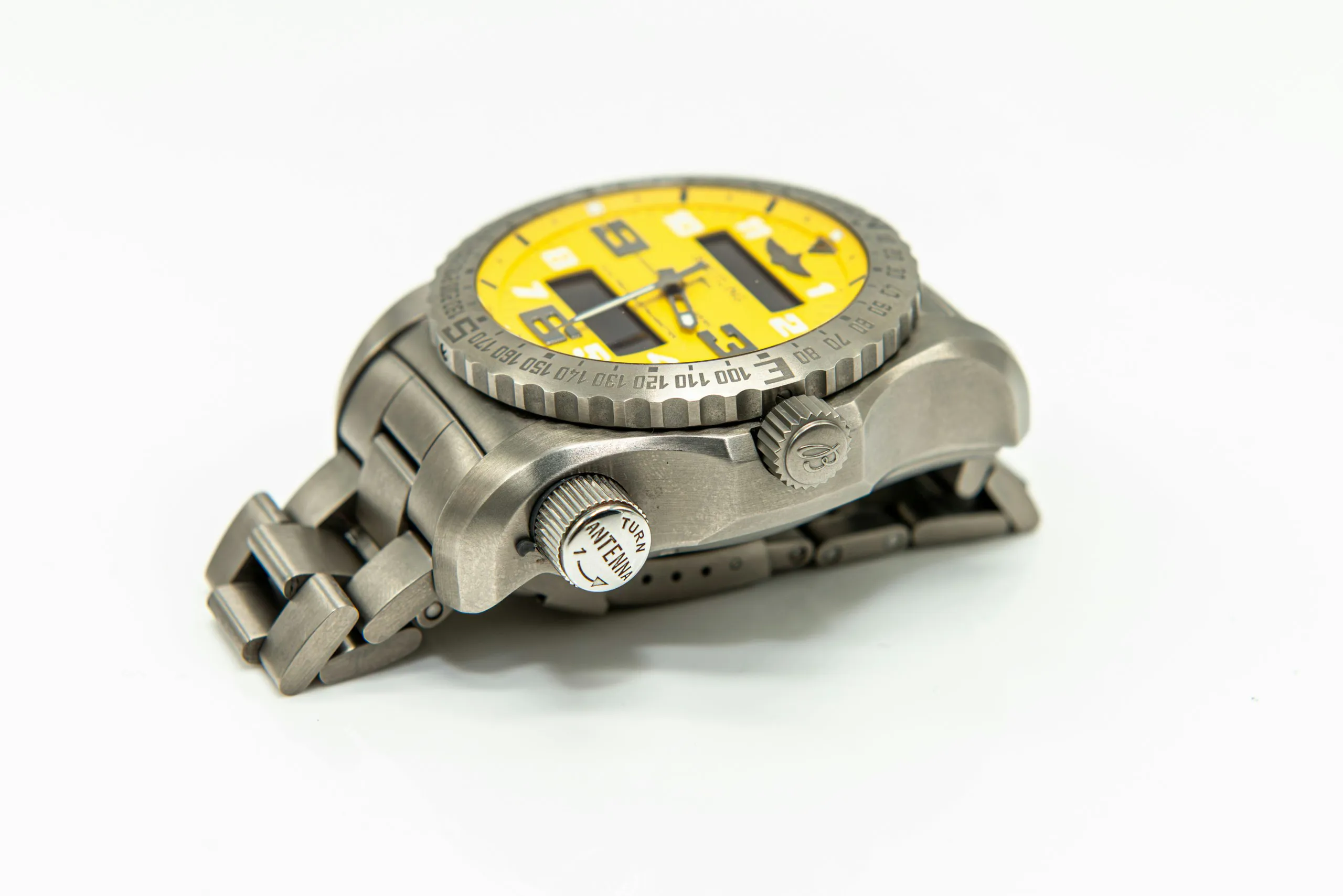 Breitling Emergency E76325 51mm Titanium Yellow 8