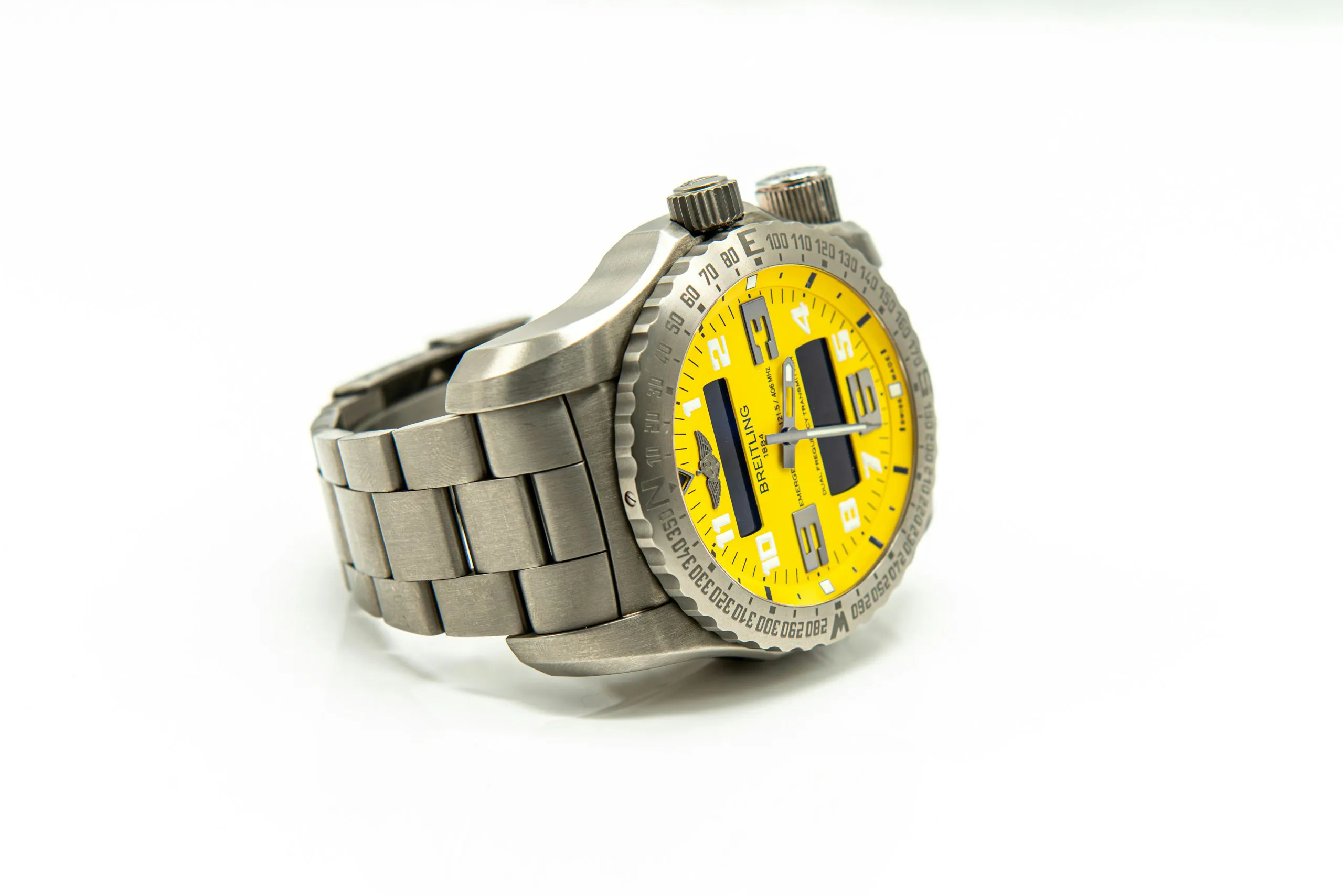 Breitling Emergency E76325 51mm Titanium Yellow 15