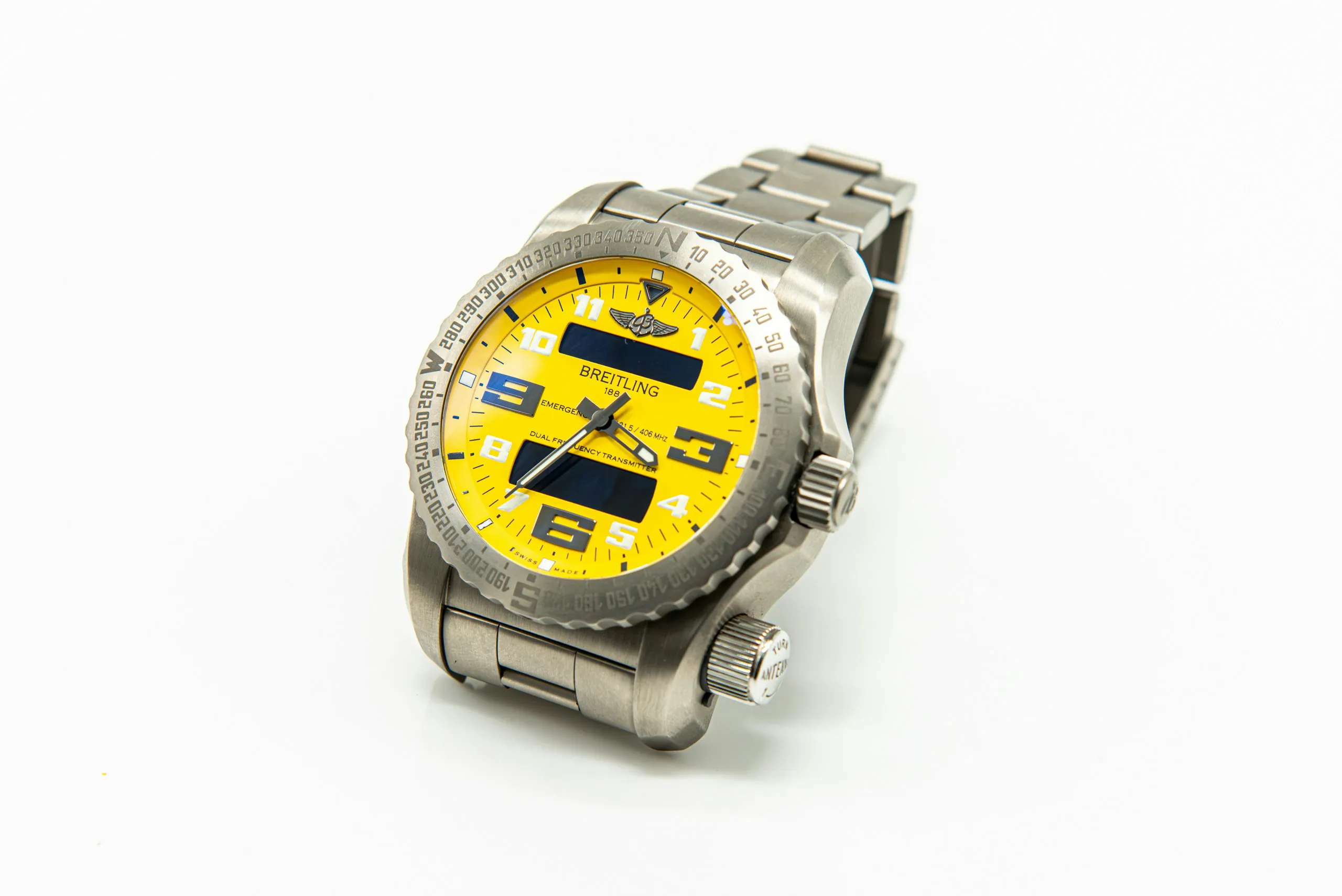 Breitling Emergency E76325 51mm Titanium Yellow 17