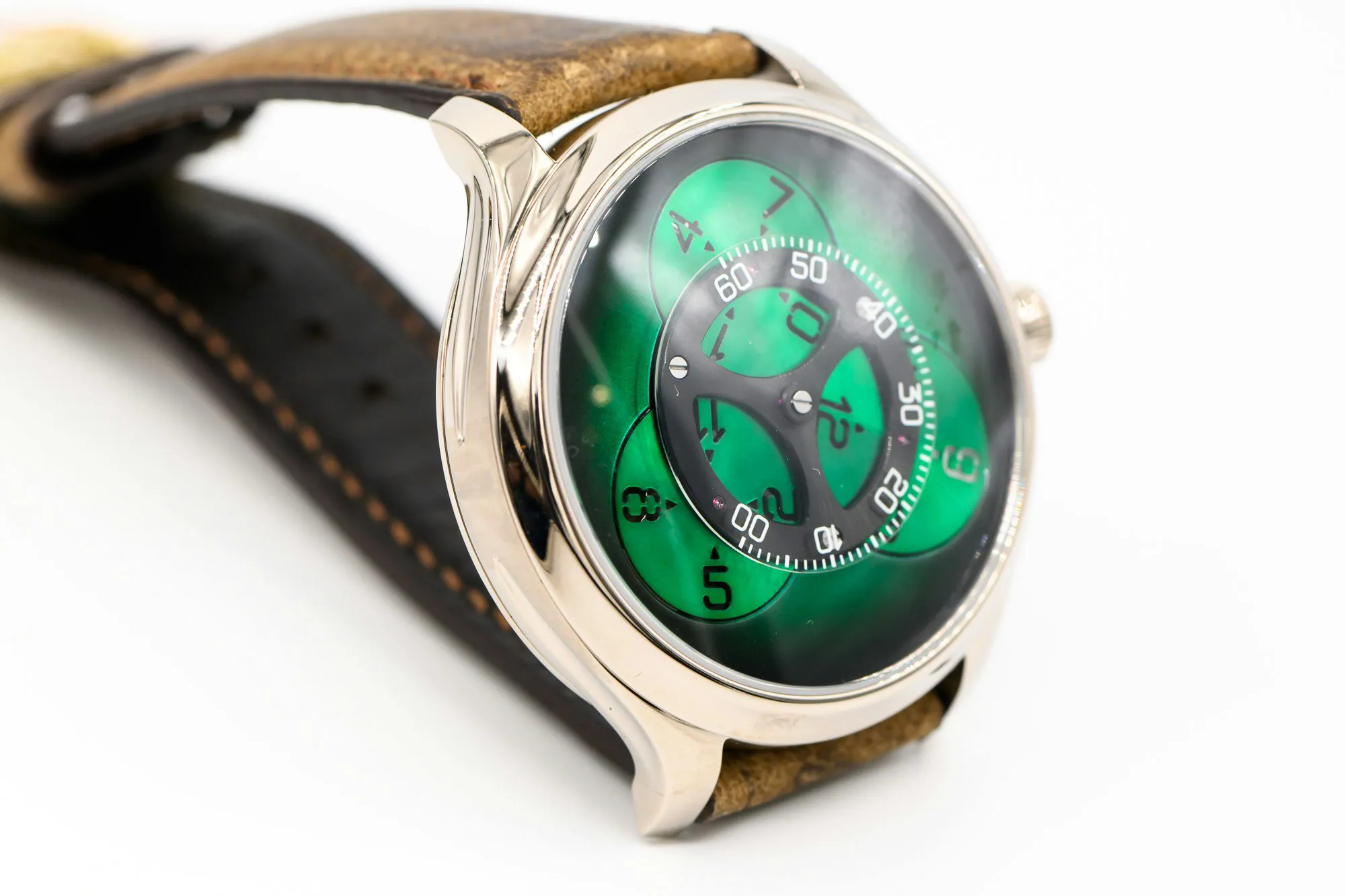 H. Moser & Cie. Endeavour 1806-0201 42mm White gold Green 1