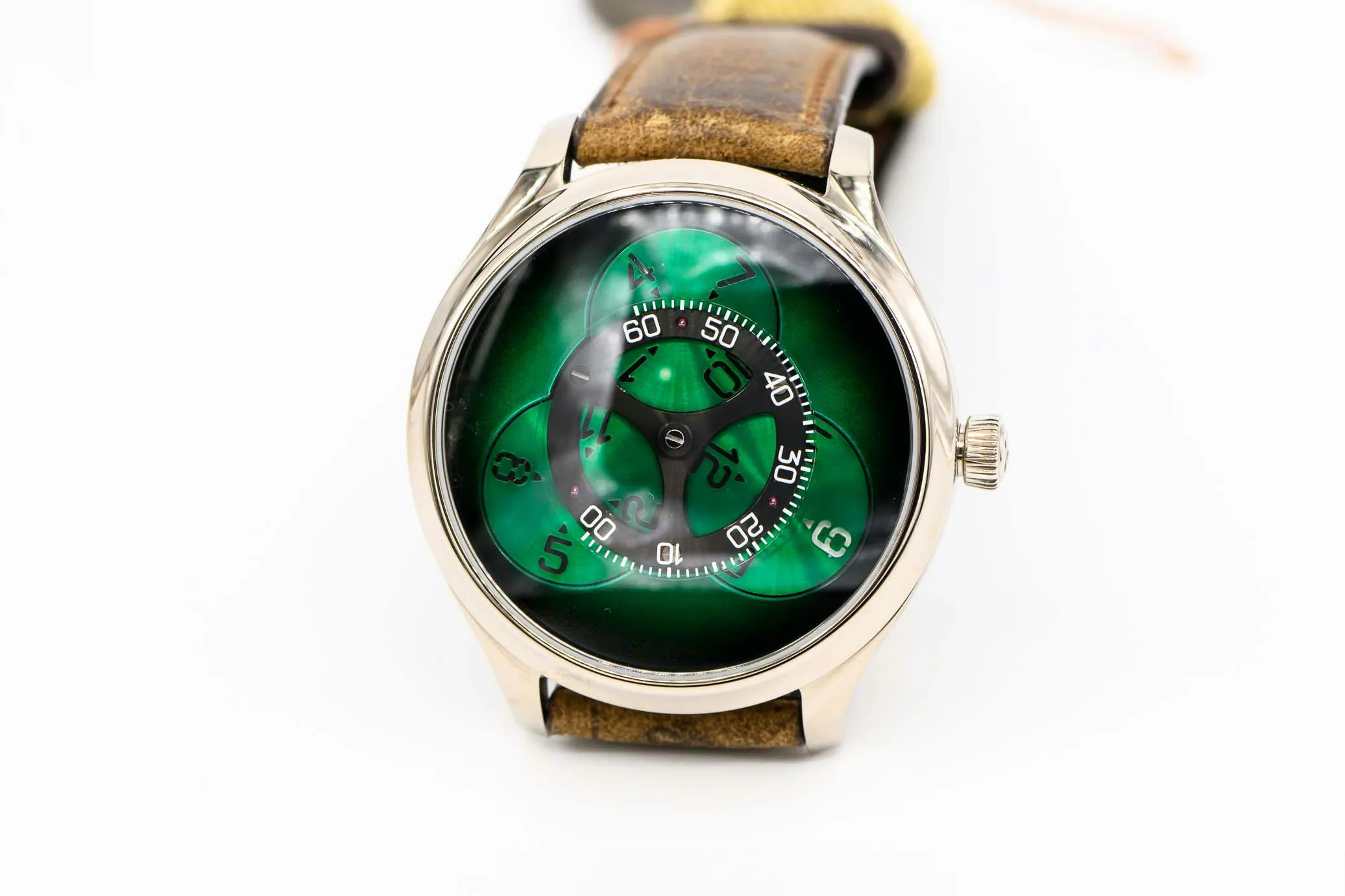 H. Moser & Cie. Endeavour 1806-0201 42mm White gold Green 15