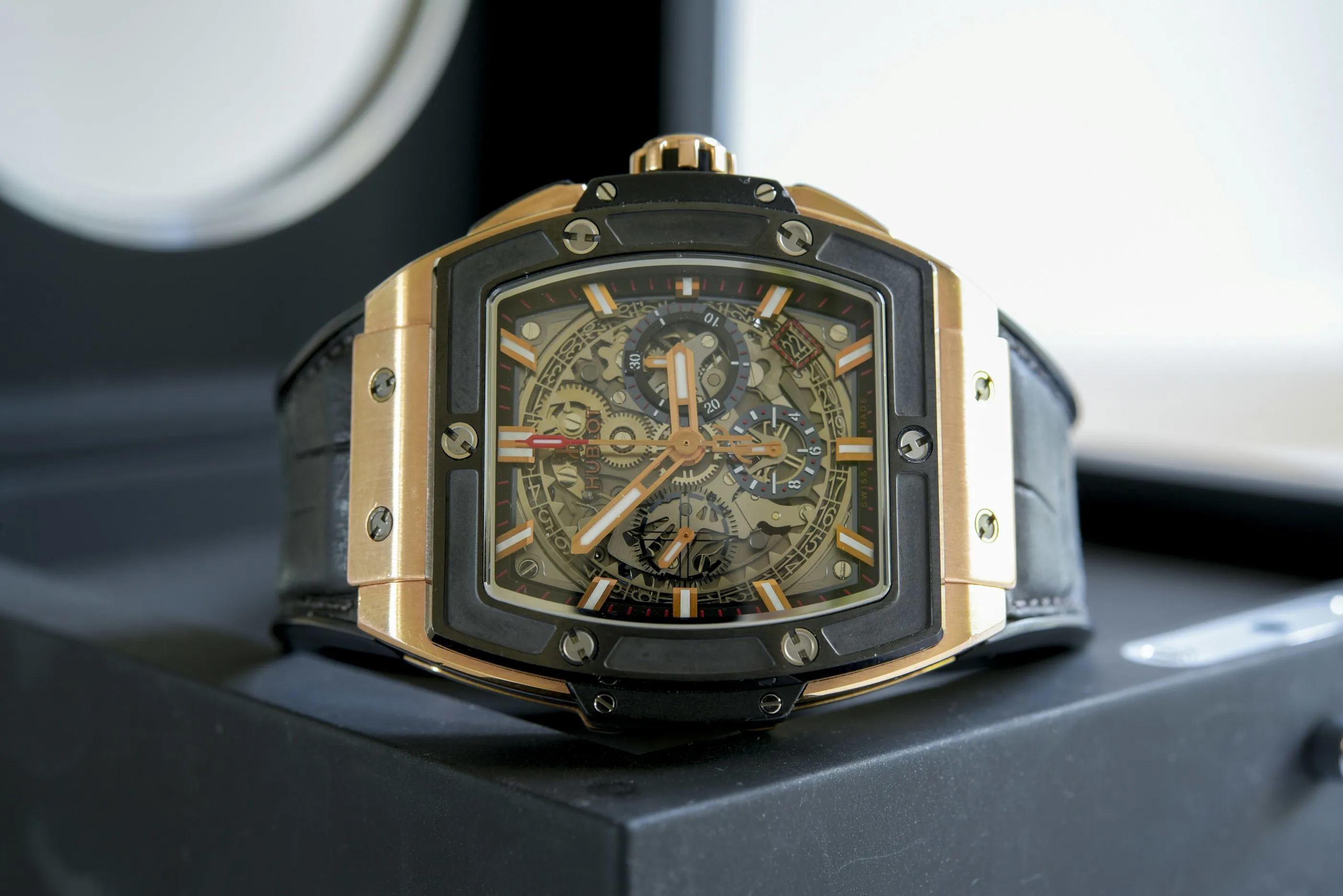 Hublot Spirit of Big Bang 641.OM.0183.LR 42mm Yellow gold