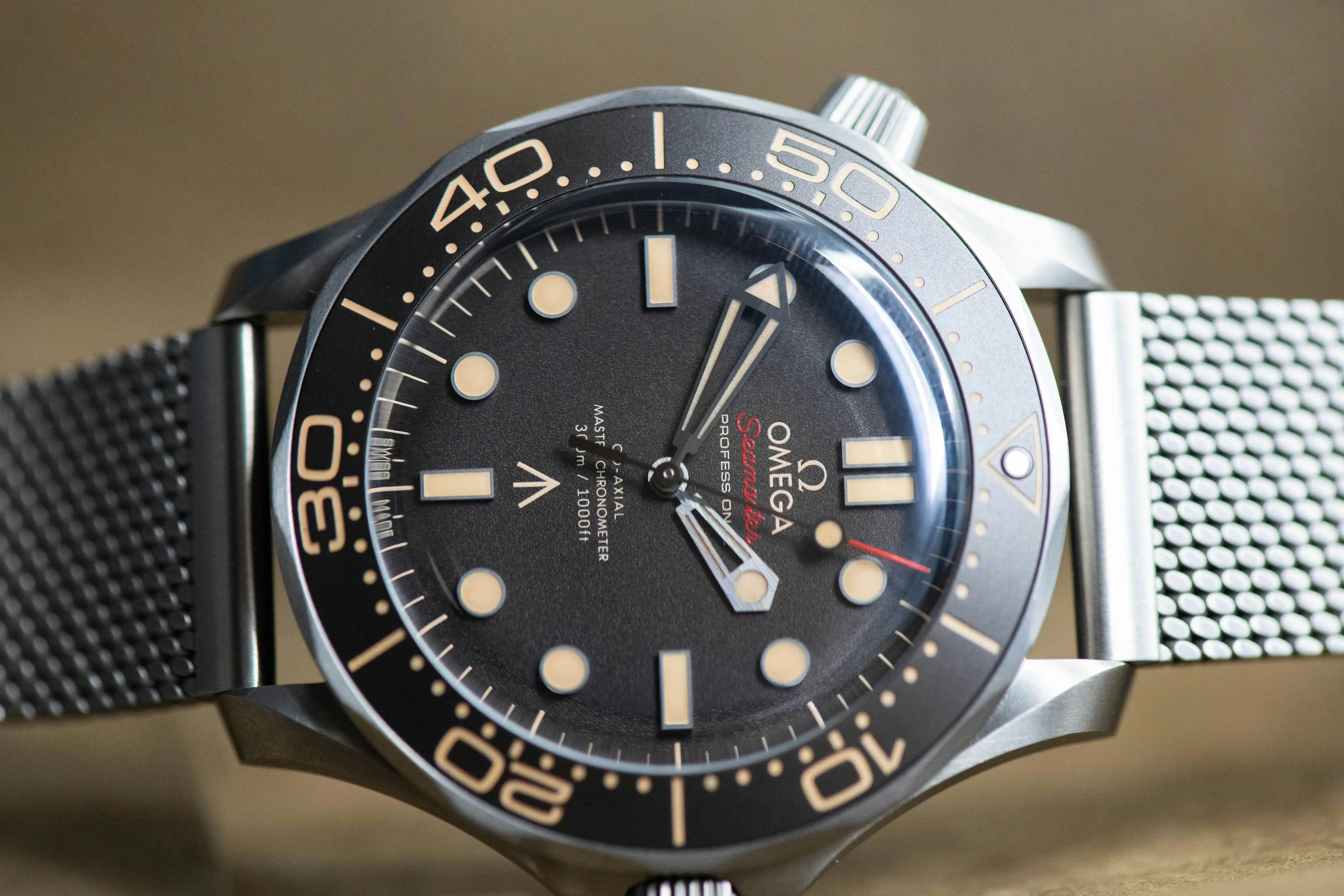 Omega Seamaster Diver 300M 210.90.42.20.01.001 42mm Titanium Brown 7