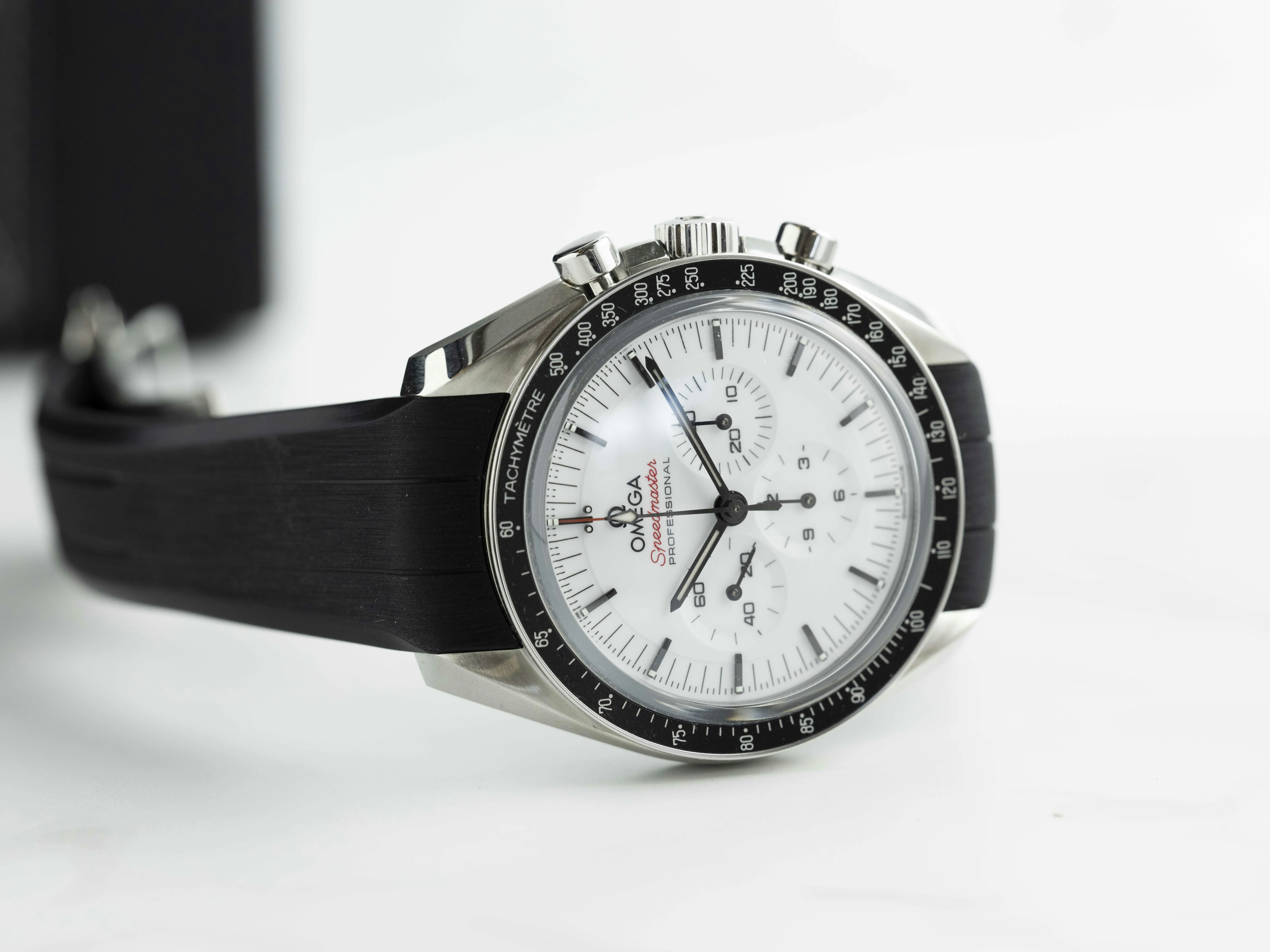 Omega Speedmaster Professional Moonwatch 310.32.42.50.04.001 42mm Stainless steel White 2