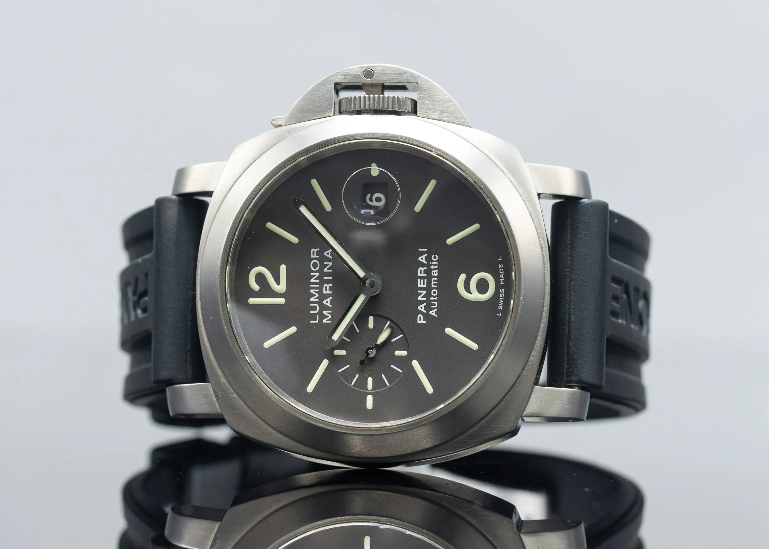 Panerai Luminor Marina Automatic PAM 00240 44mm Stainless steel Brown