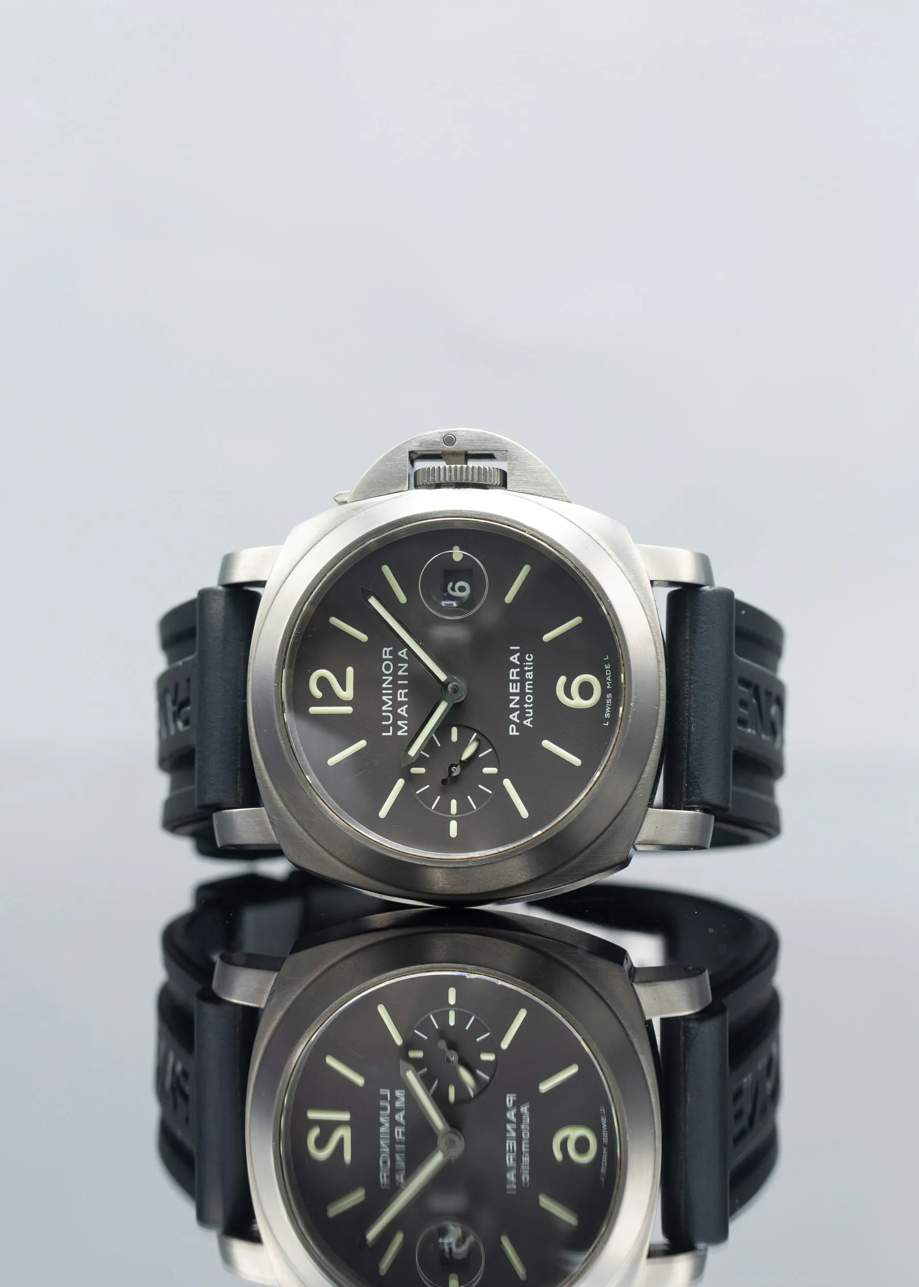 Panerai Luminor Marina Automatic PAM 00240 44mm Stainless steel Brown 1