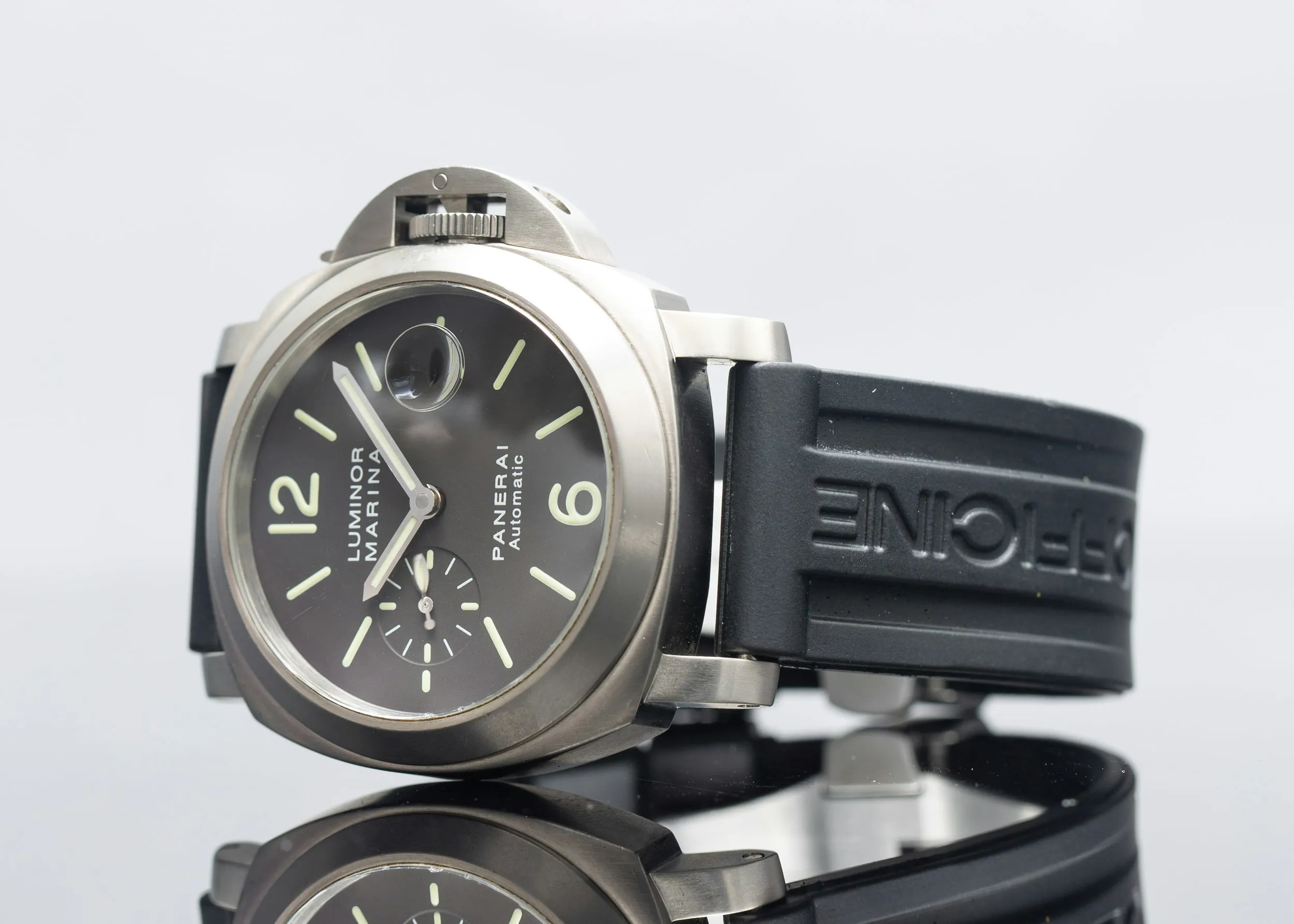 Panerai Luminor Marina Automatic PAM 00240 44mm Stainless steel Brown 2