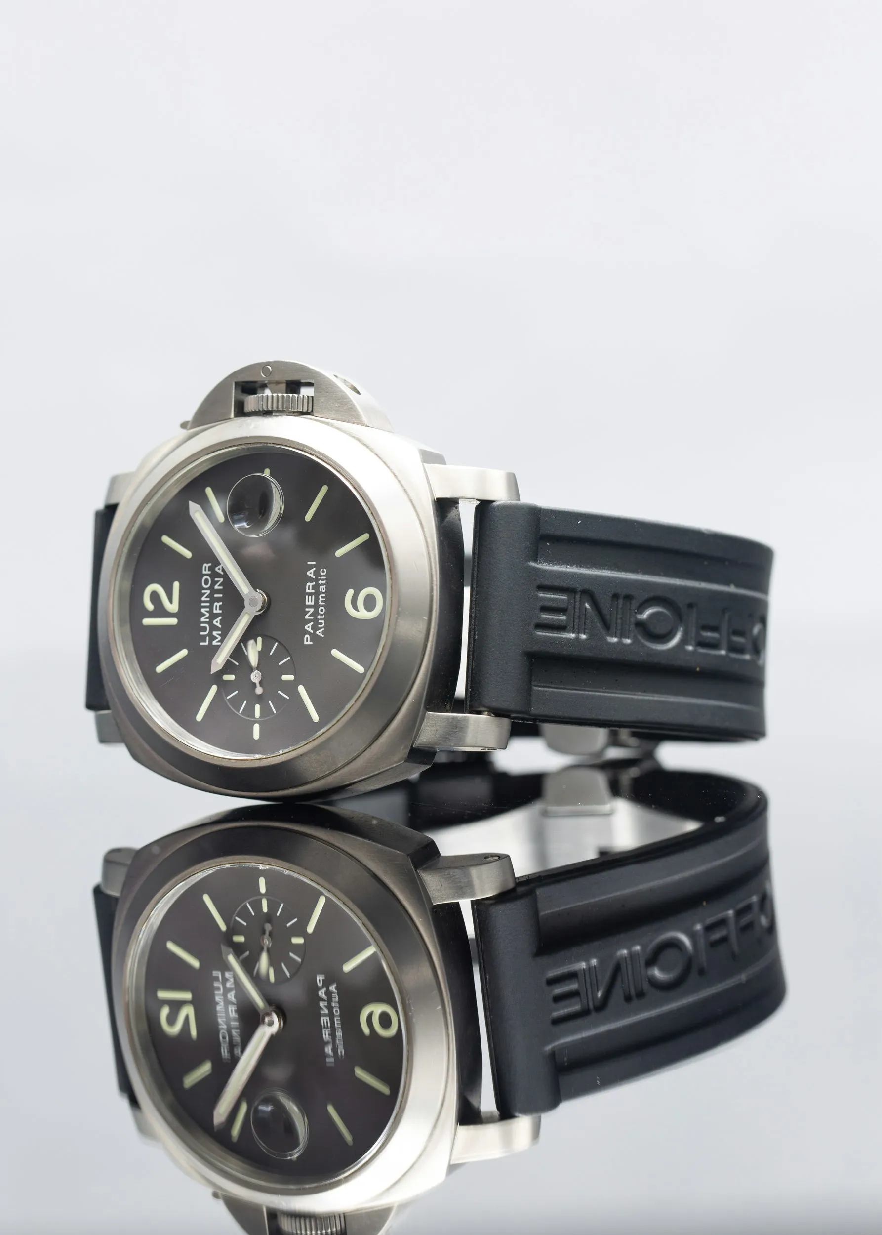 Panerai Luminor Marina Automatic PAM 00240 44mm Stainless steel Brown 3