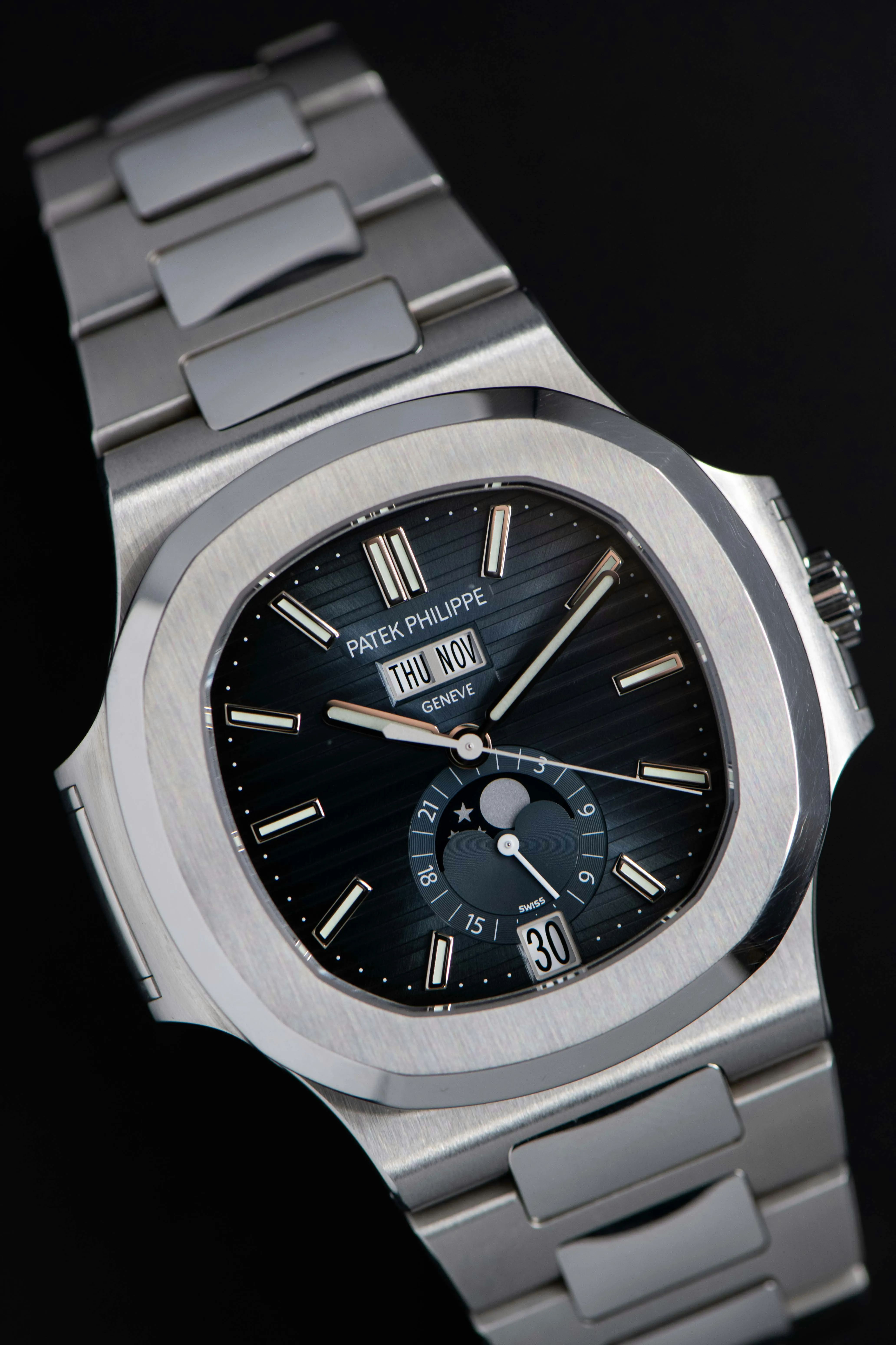 Patek Philippe Nautilus 5726/1A-014 40.5mm Stainless steel Blue