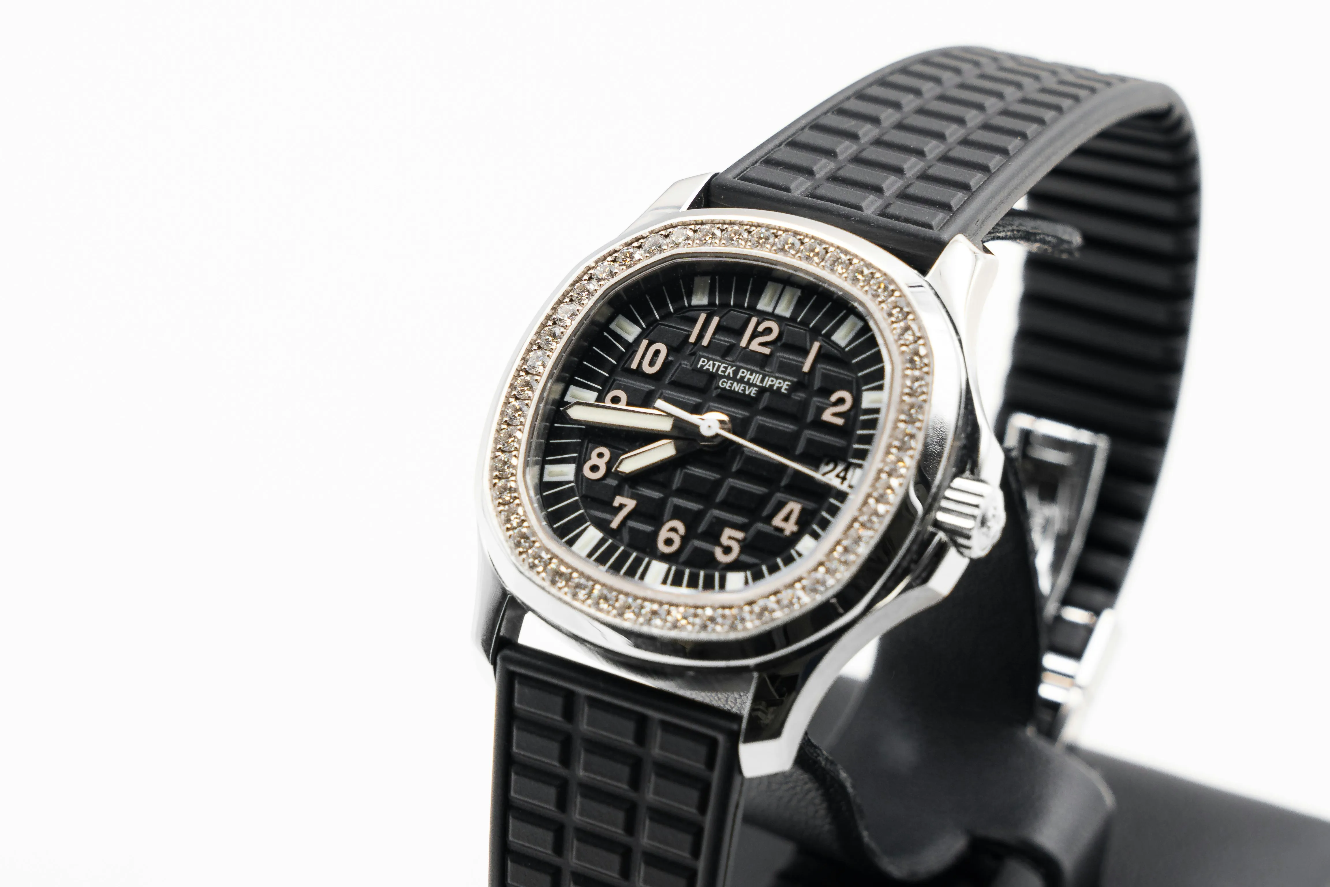 Patek Philippe Aquanaut 5067A-001 34mm Stainless steel and Diamond Black 3