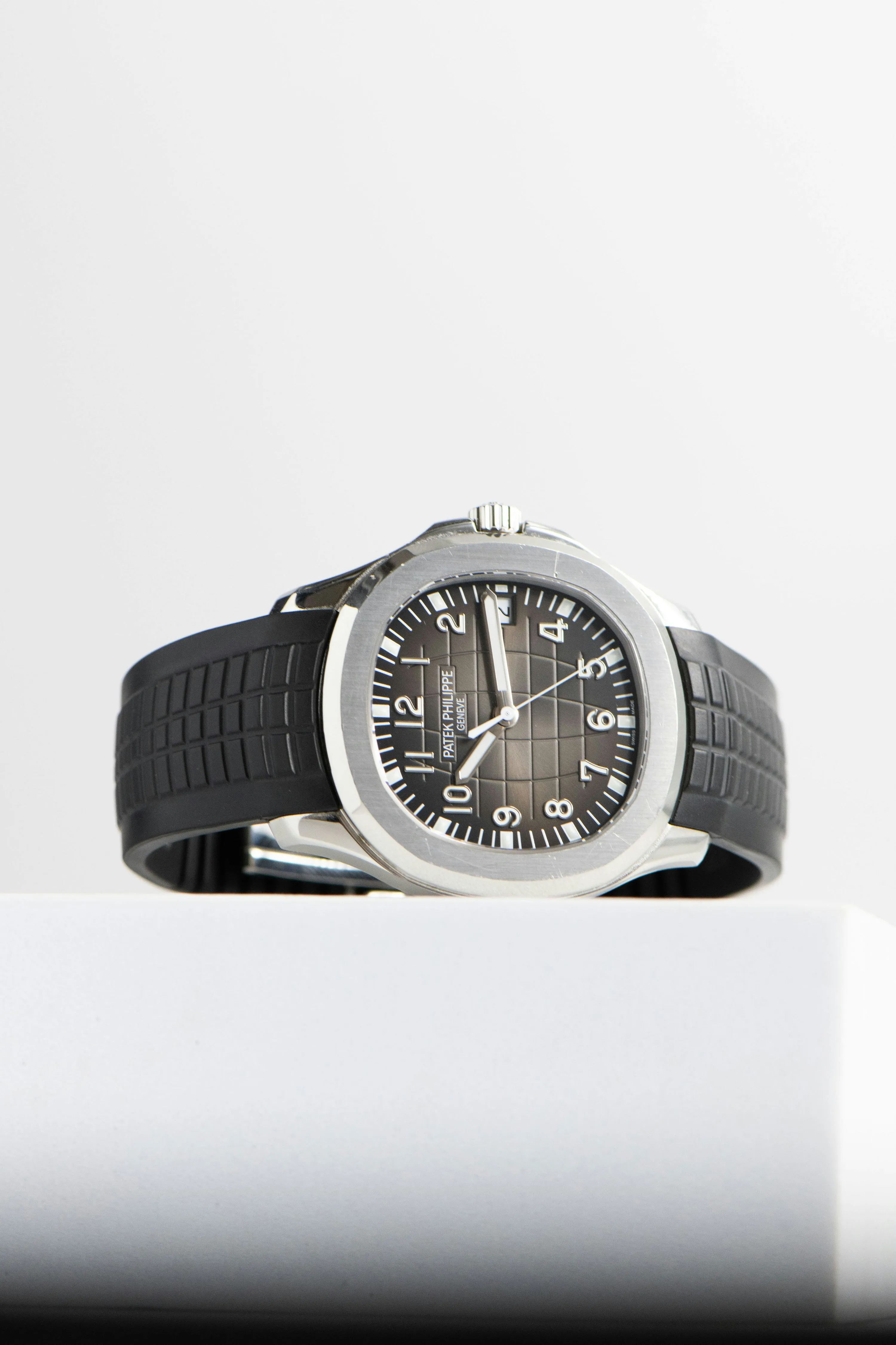 Patek Philippe Aquanaut 5167A 40.8mm Stainless steel Black 9