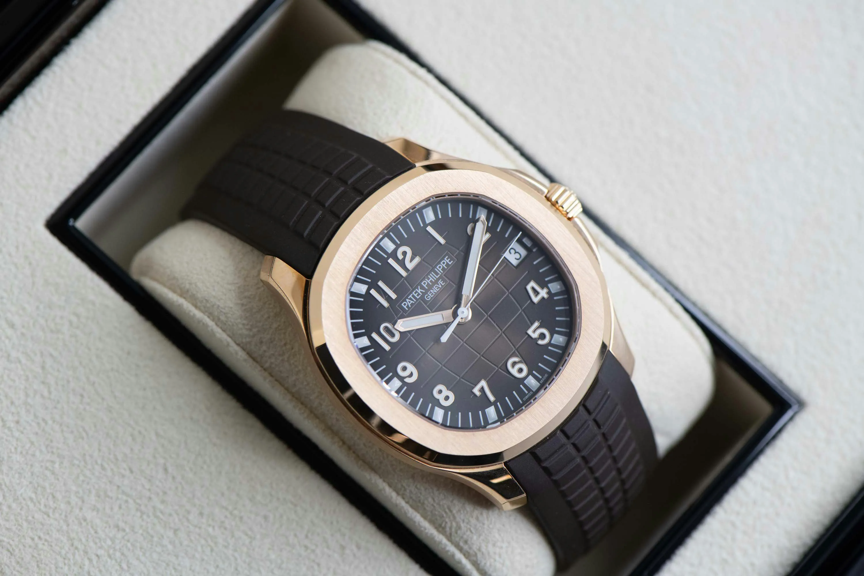 Patek Philippe Aquanaut 5167R 40.8mm Rose gold Brown 3