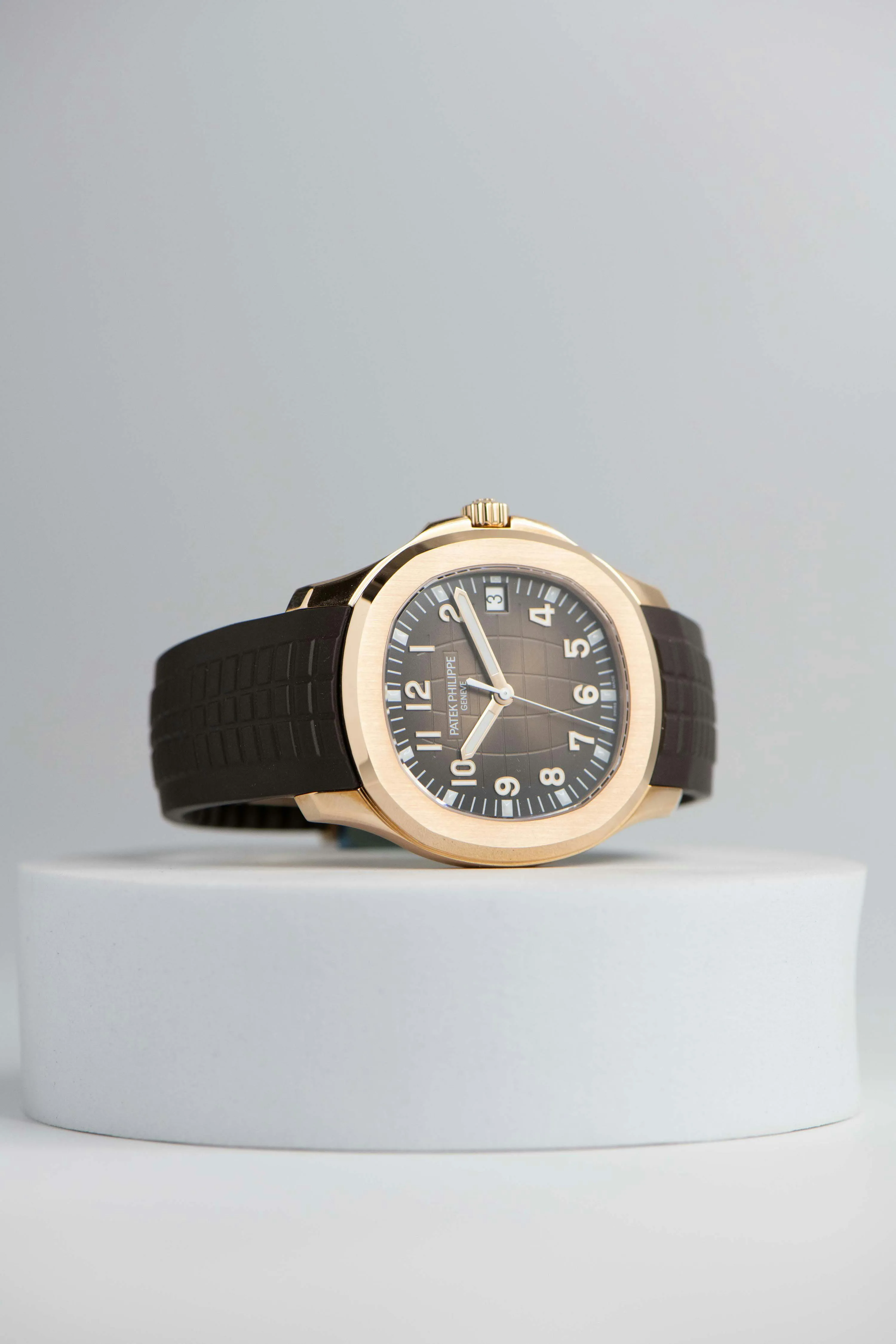 Patek Philippe Aquanaut 5167R 40.8mm Rose gold Brown 7