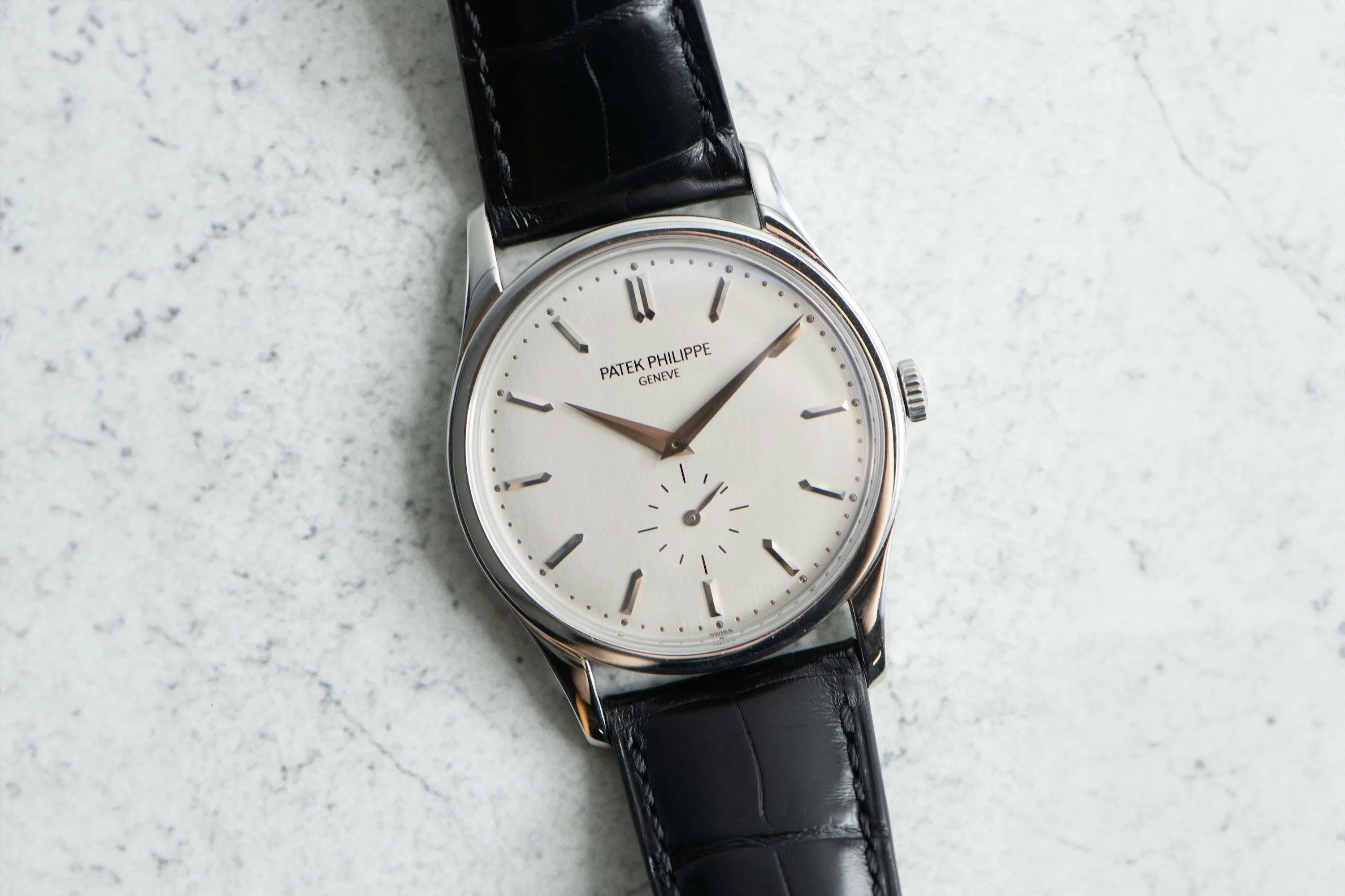 Patek Philippe Calatrava 5196 37mm White gold Silver 4