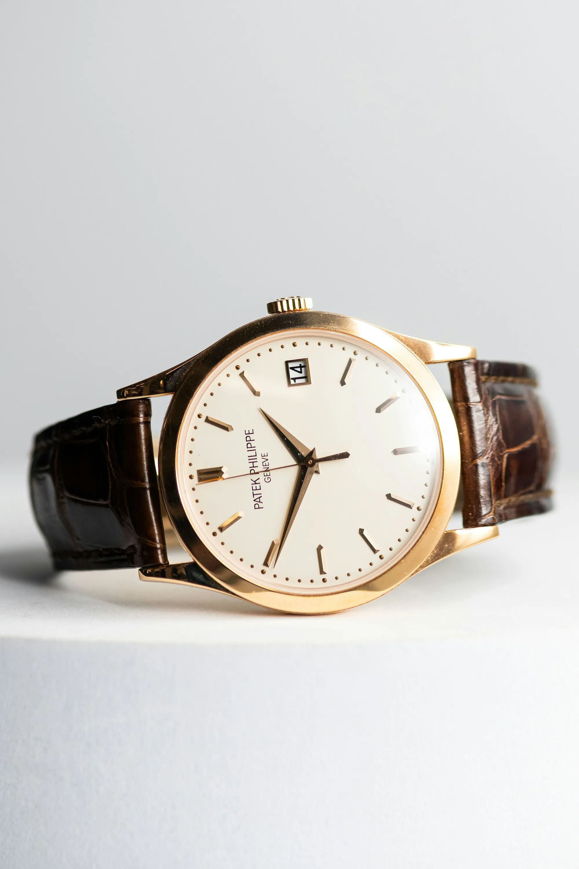 Patek Philippe Calatrava 5296R-010 38mm Rose gold Silver 19