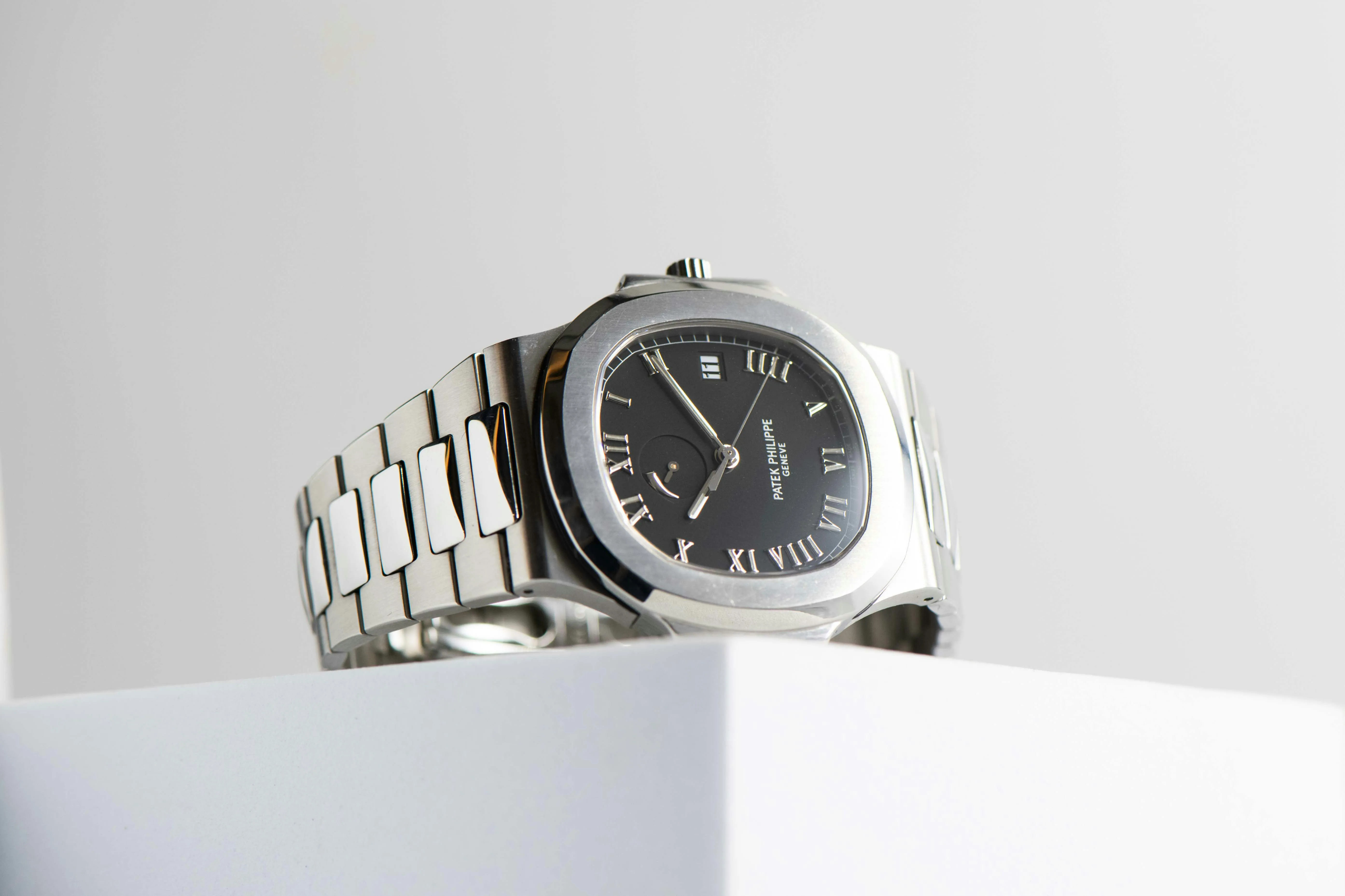 Patek Philippe Nautilus 3710/1A 42mm Stainless steel Black