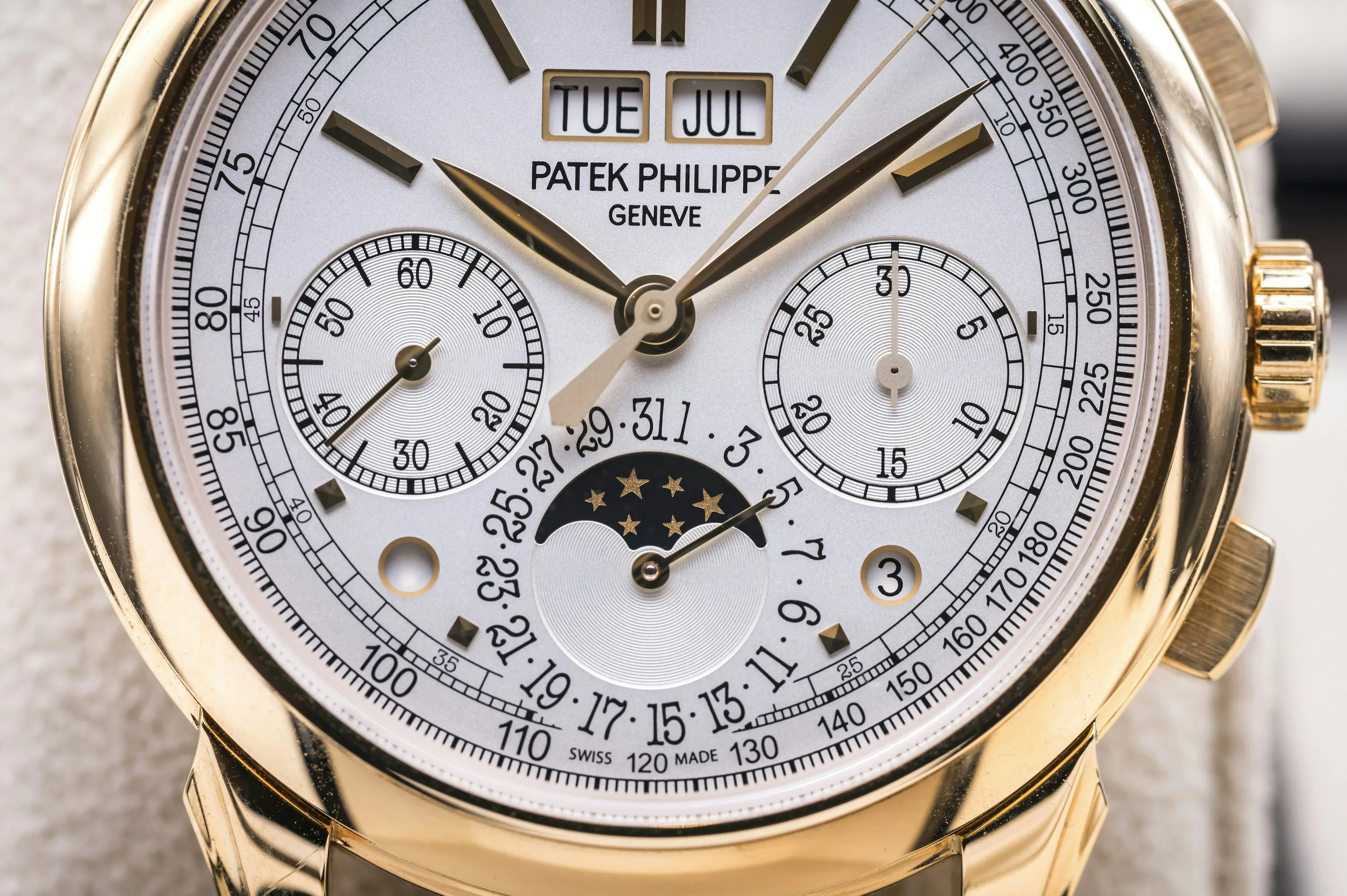 Patek Philippe Perpetual Calendar Chronograph 5270J 41mm Yellow gold Silver 2