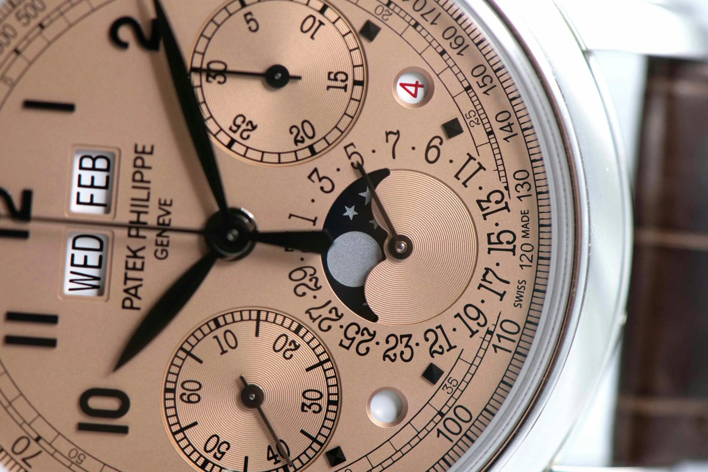 Patek Philippe Perpetual Calendar Chronograph 5270P 41mm Platinum Salmon 2