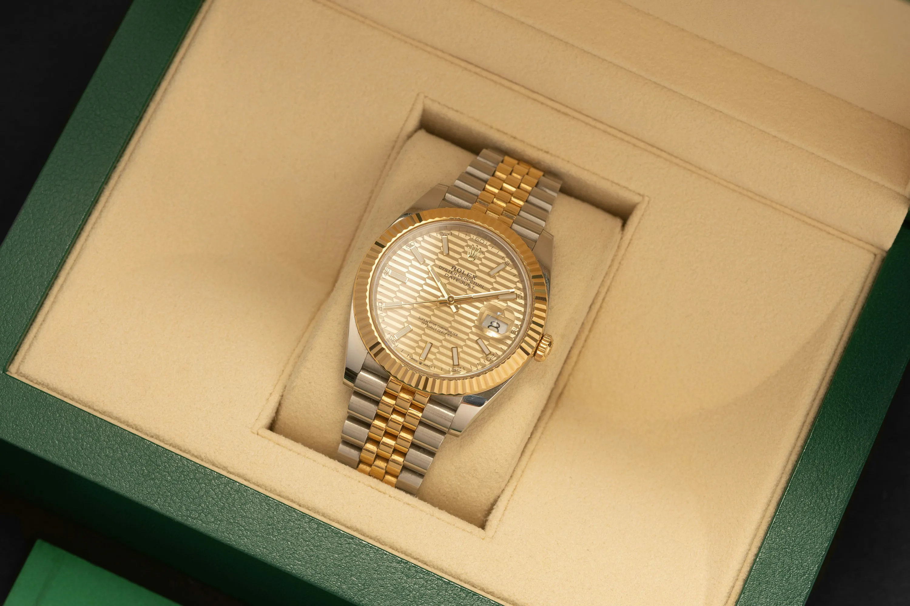 Rolex Datejust 41 126333 41mm Yellow gold and Stainless steel Chanpagne 18