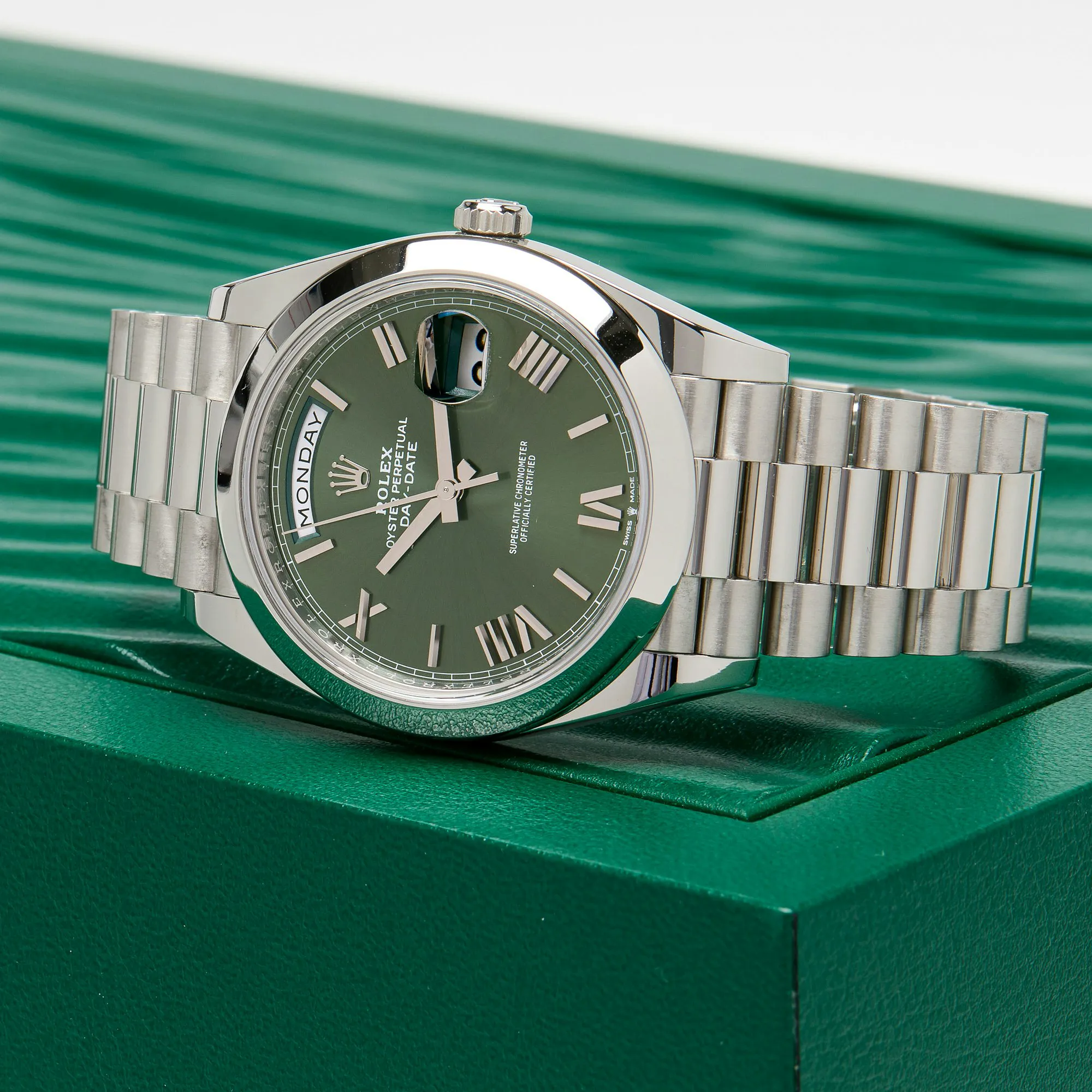 Rolex Day-Date 40 228206 40mm Platinum Green 2